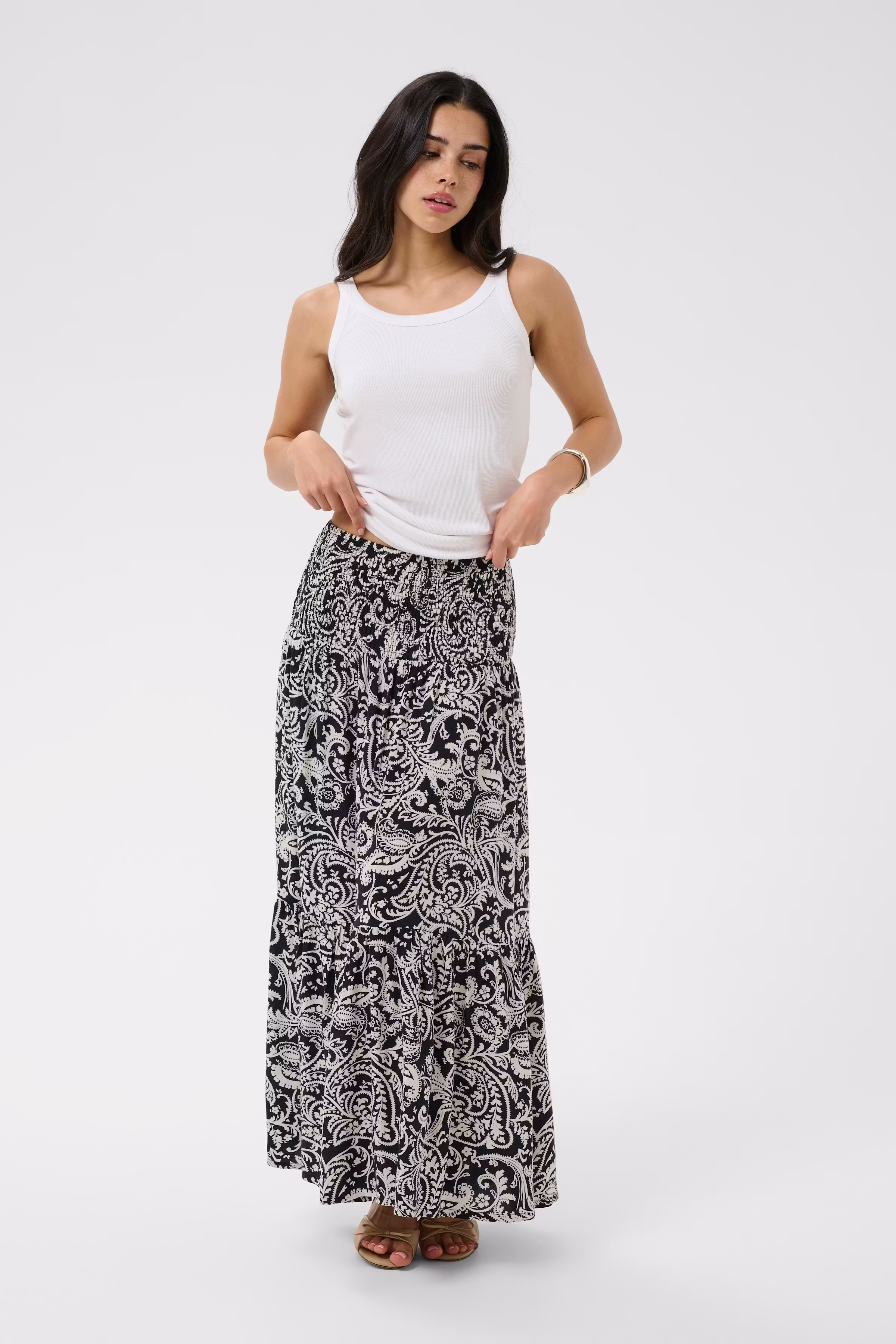 KAmaxi Skjørt LOOKBOOK FRONT 10508816-109289