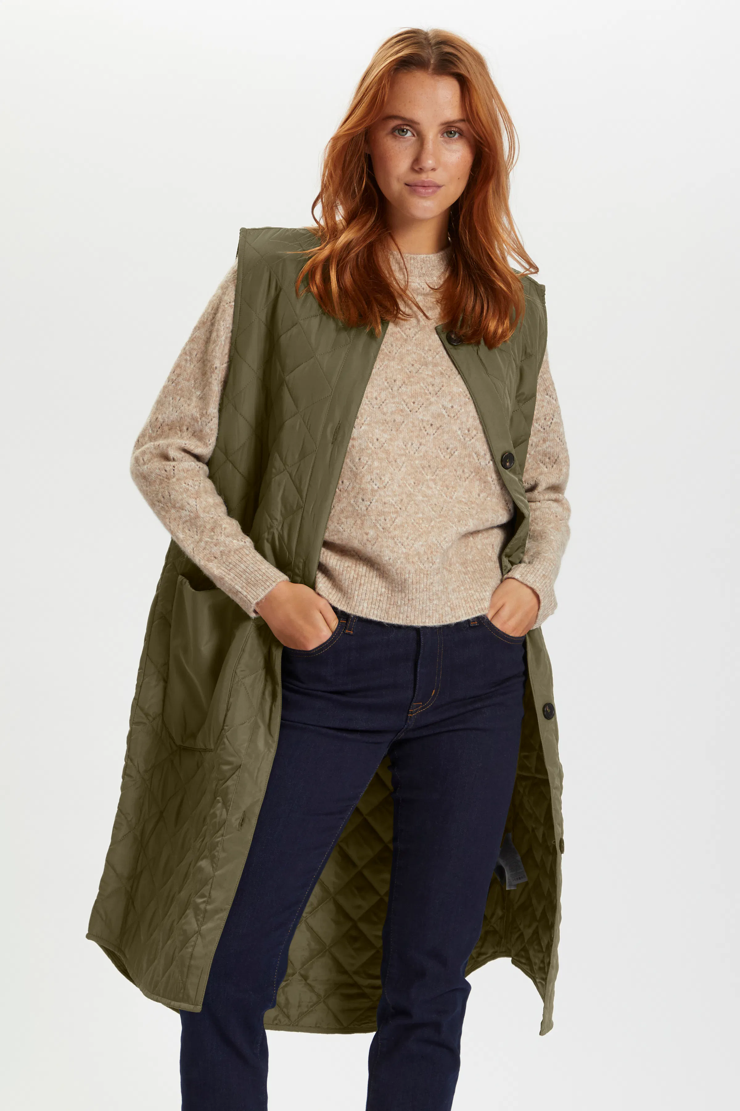 DiaraSZ Warme Weste LOOKBOOK FRONT 30511463-190515