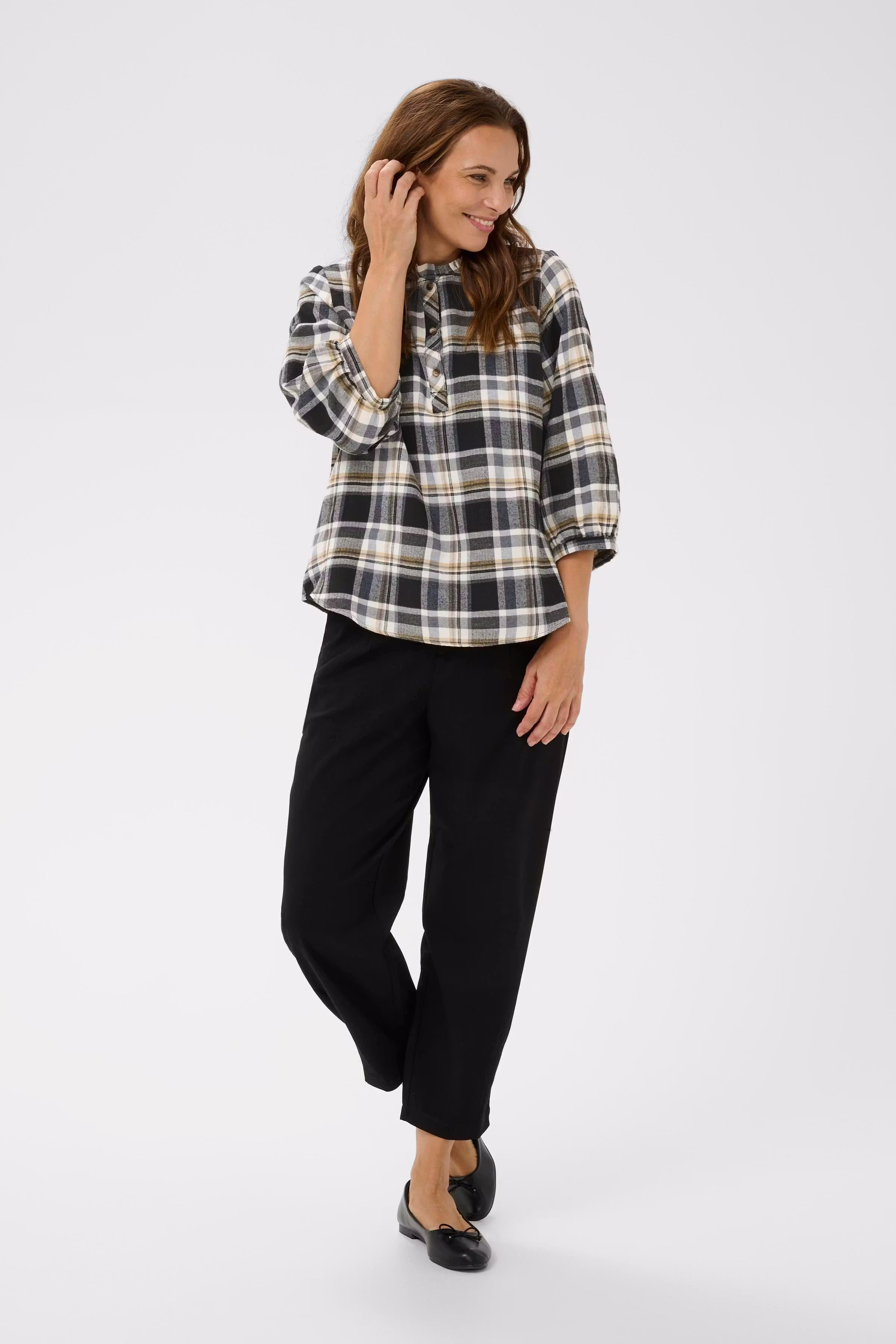 BPditte Blouse LOOKBOOK FRONT 40200087-108994