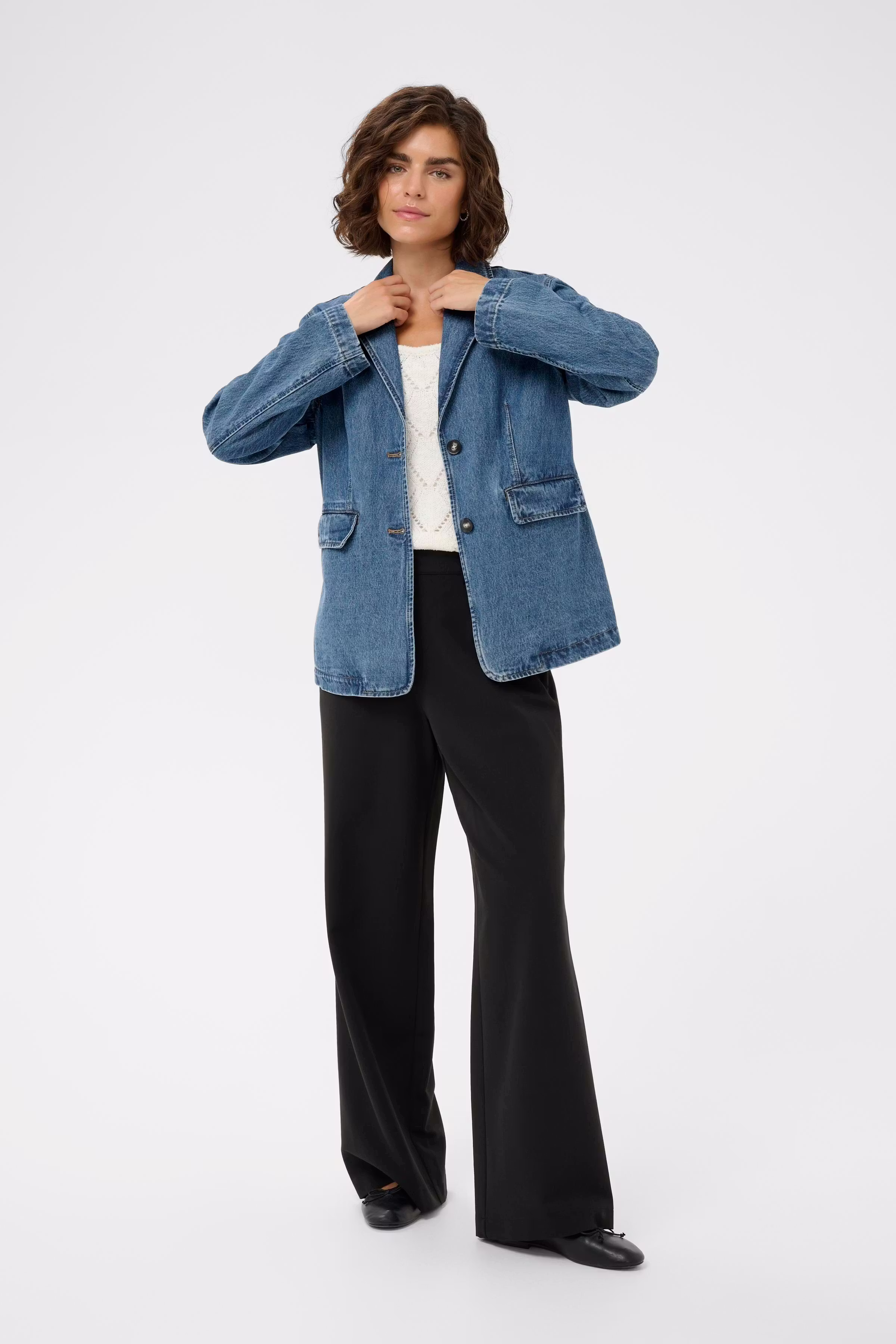 KAklara Blazer LOOKBOOK FRONT 10511067-108809