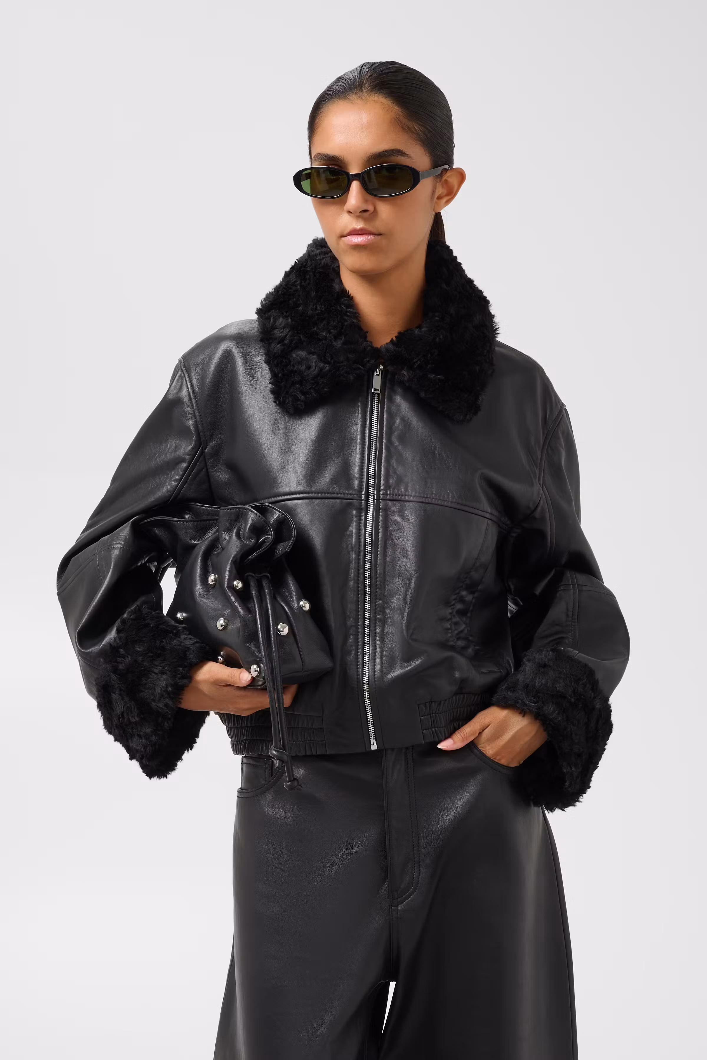 SLTheory Ledertasche LOOKBOOK FRONT 30409866-194008