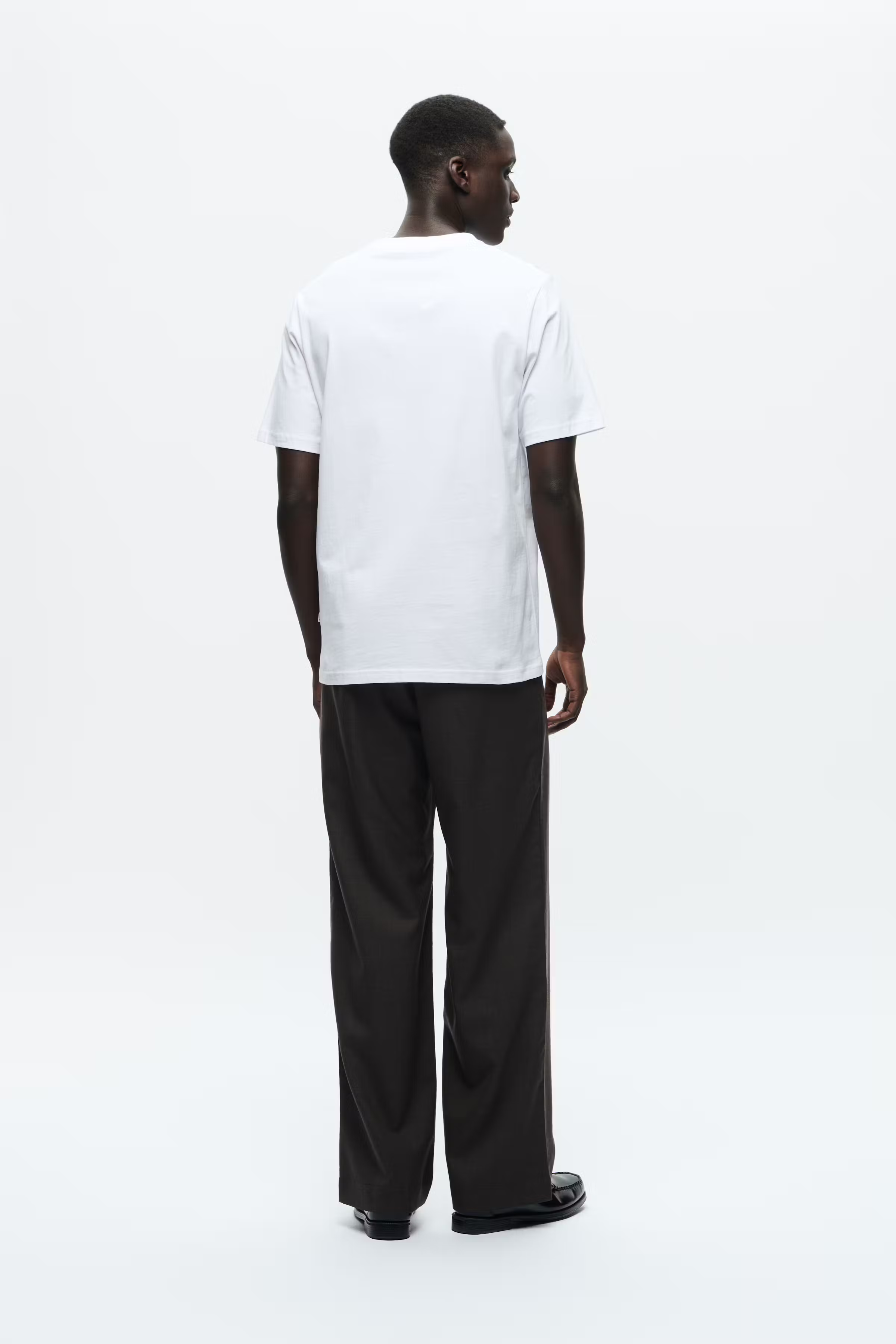 WWBobby T-shirt LOOKBOOK BACK 30251427-110601