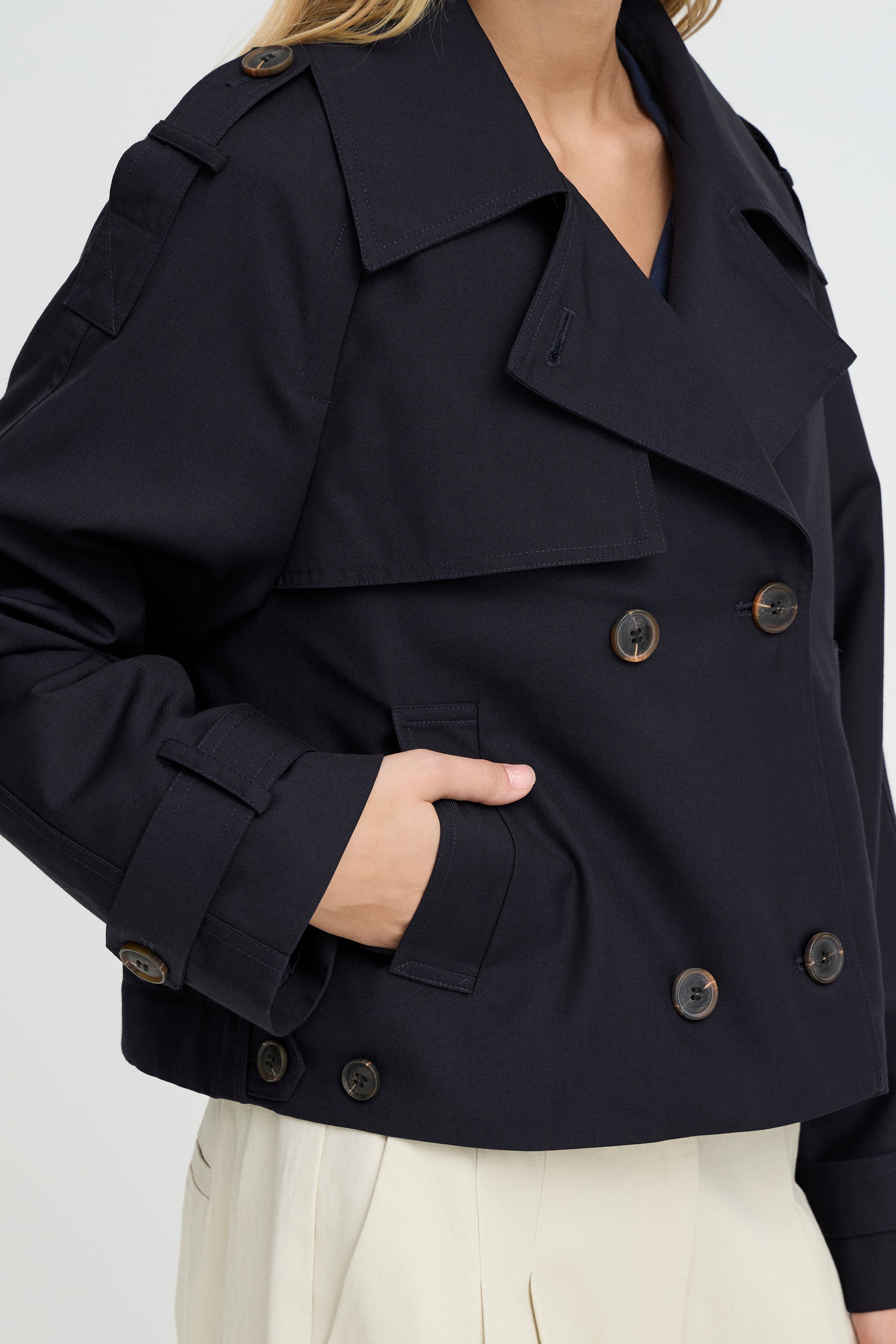 IHEPARZA Jacke LOOKBOOK DETAIL 20122214-194013