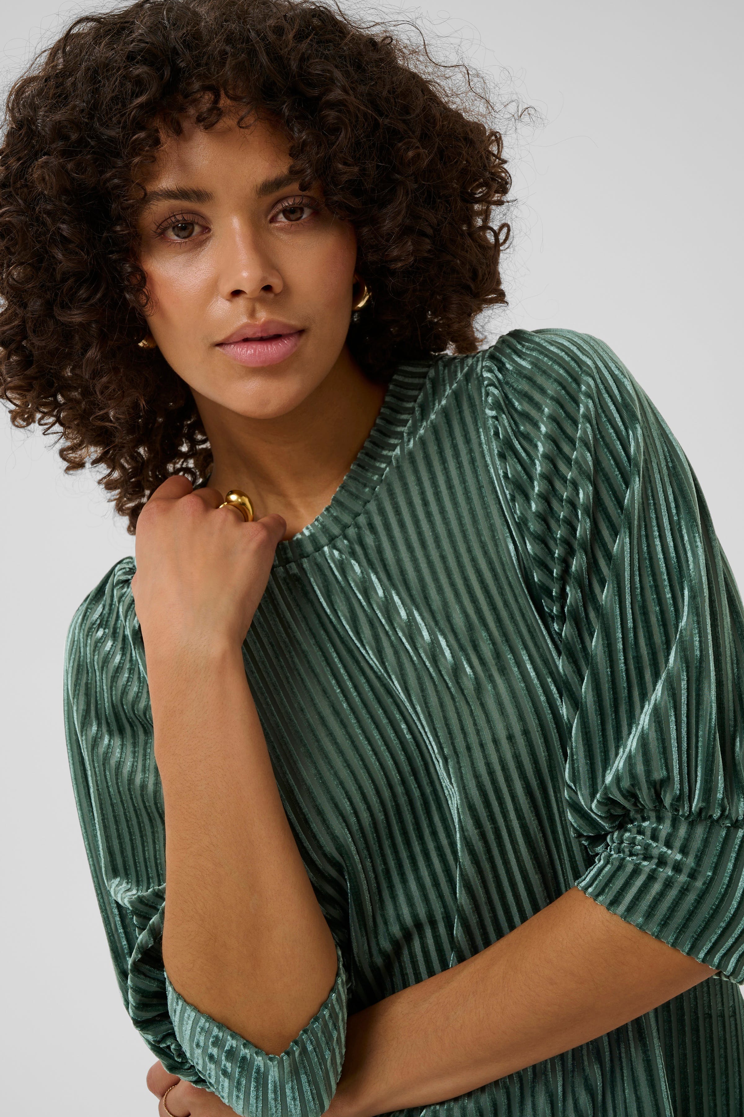 KAcaca Velourbluse LOOKBOOK DETAIL 10503887-106796