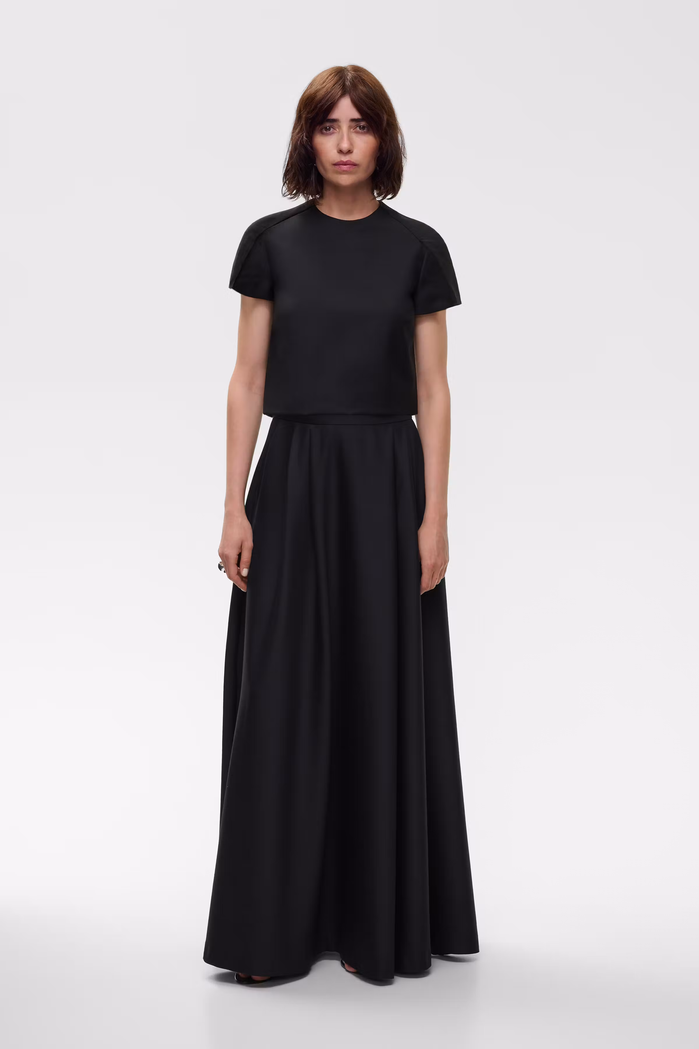 IOTherese Top LOOKBOOK FRONT 30600058-BK999
