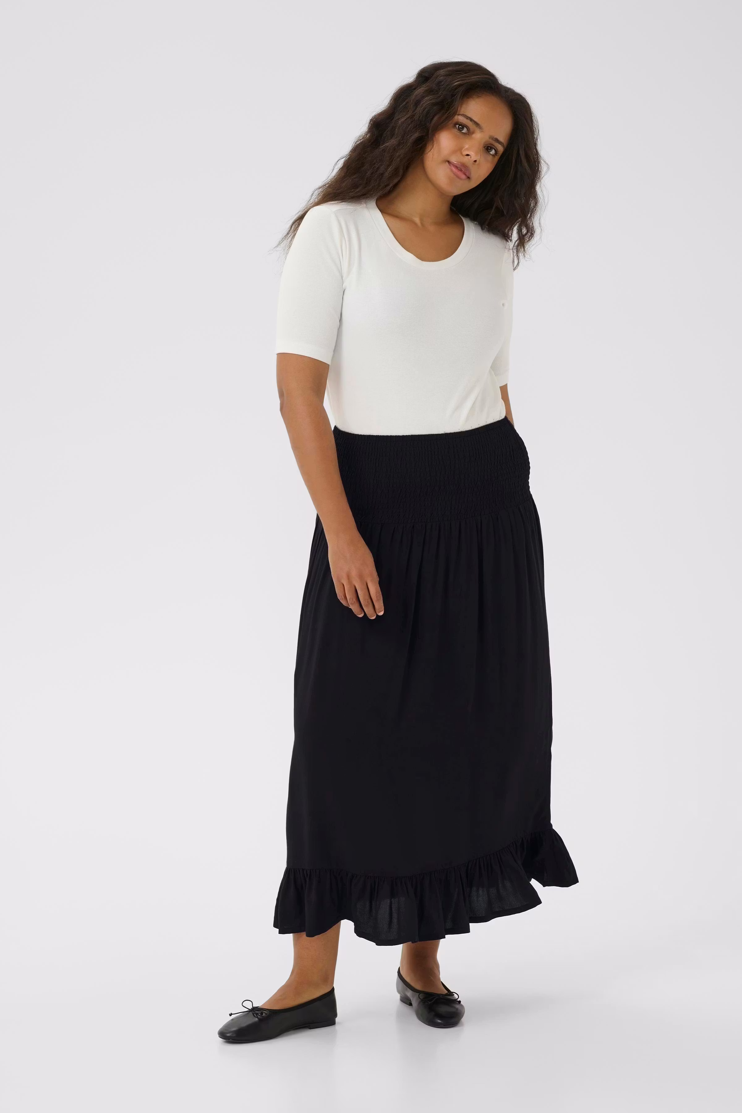 KCbella Skirt LOOKBOOK FRONT 10583471-100121