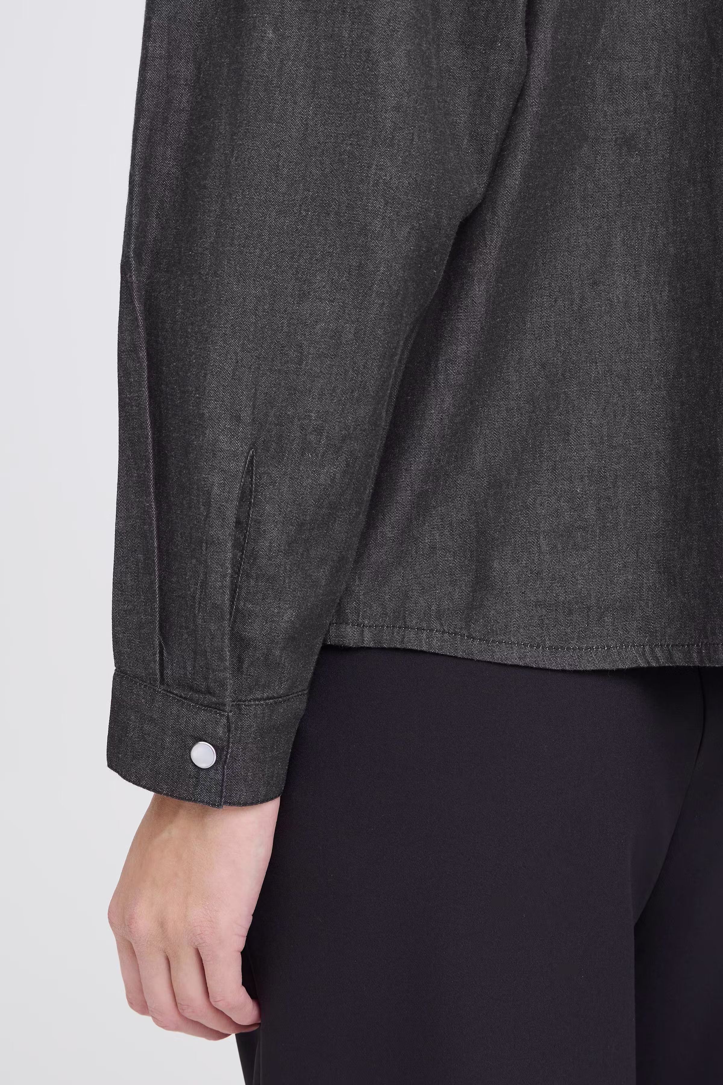 IHBORGIE Skjorte LOOKBOOK DETAIL 20124829-200341