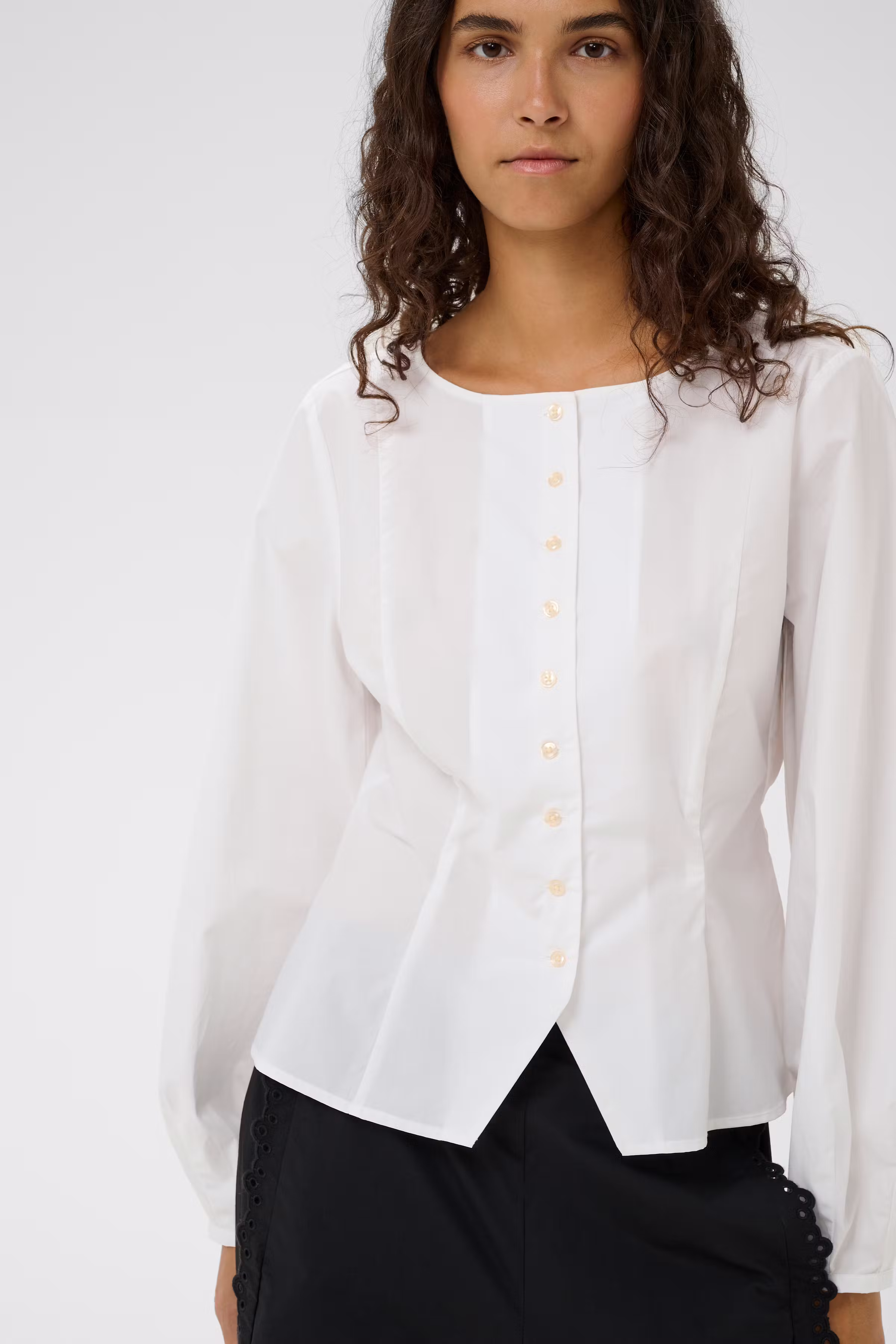 LELOIW Fitted Poplin Hemd LOOKBOOK DETAIL 30112343-300001