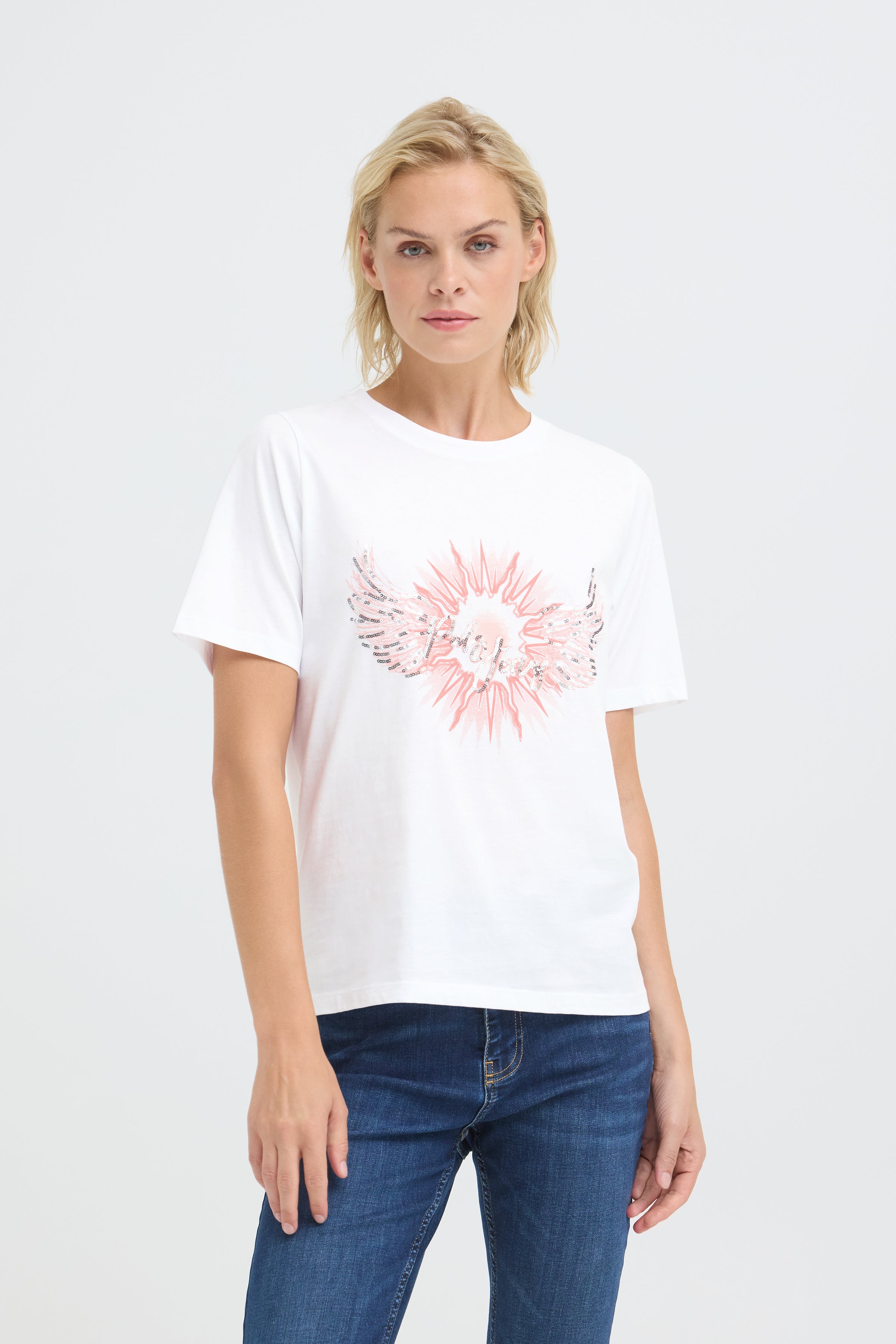 PZBETHANY T-shirt LOOKBOOK FRONT 50210419-110601