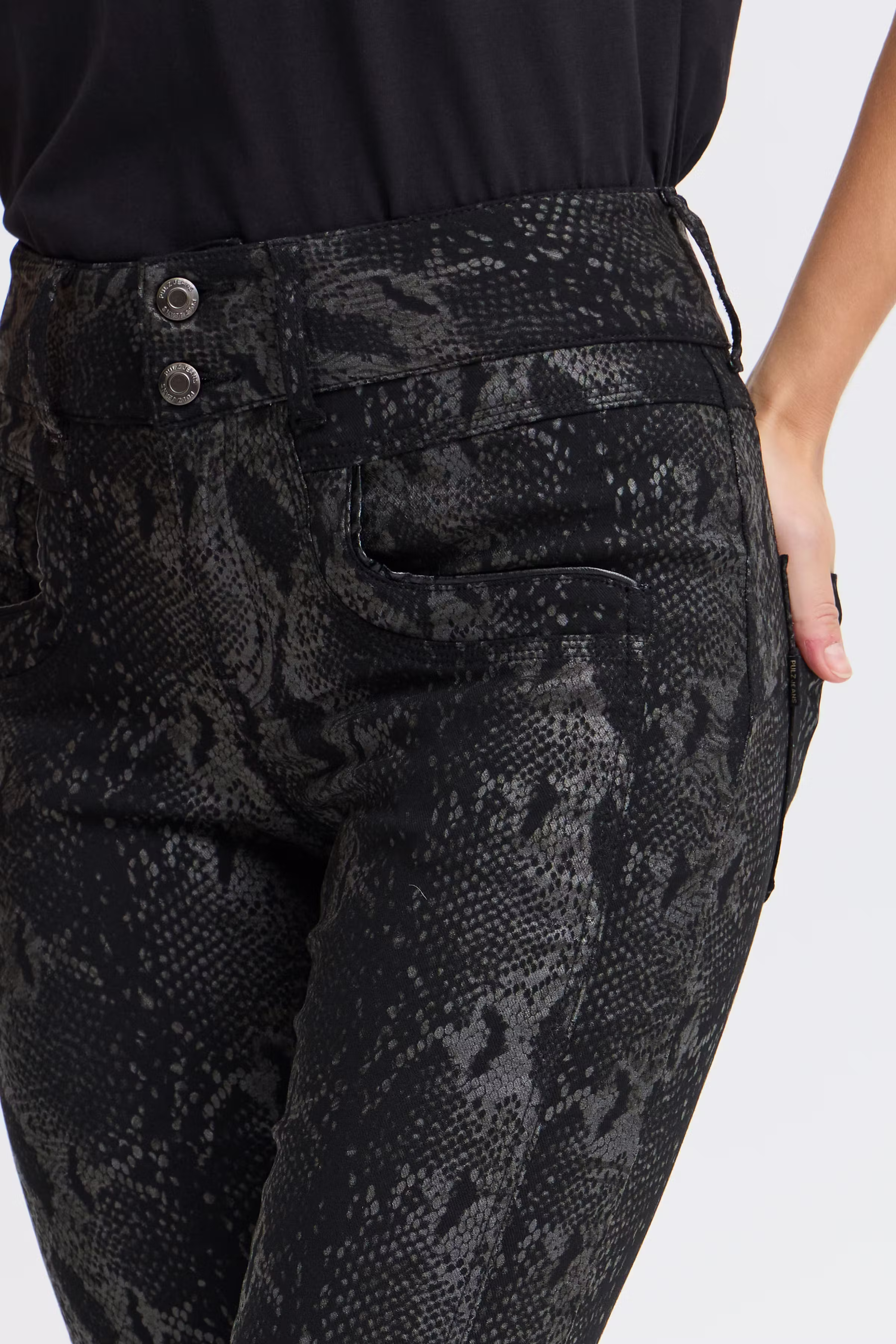 PZSTACIA Skinny Leg Trousers LOOKBOOK DETAIL 50208521-203871