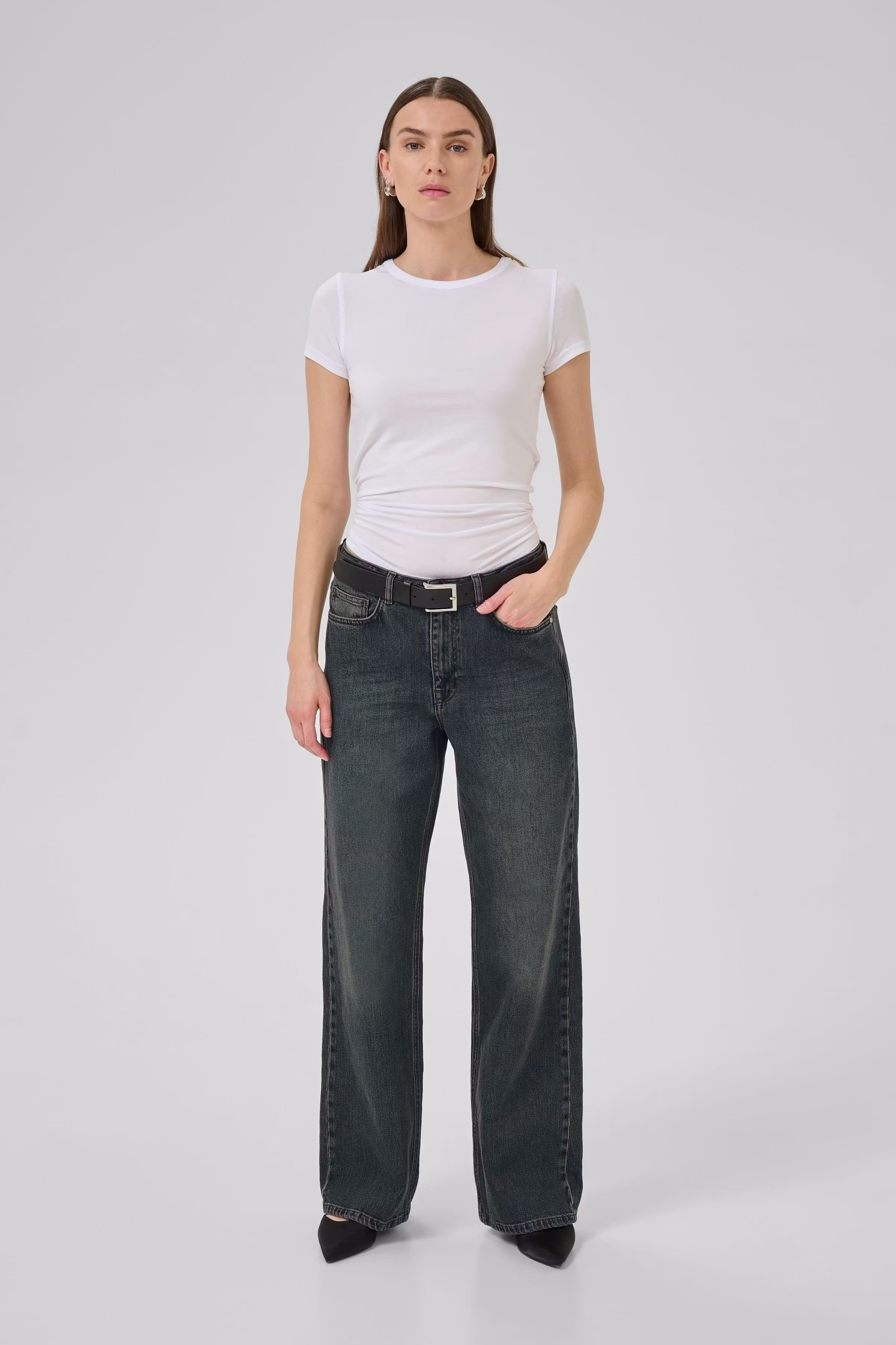 05 THE LOUIS HIGH WIDE LOOKBOOK FRONT 10704222-100066