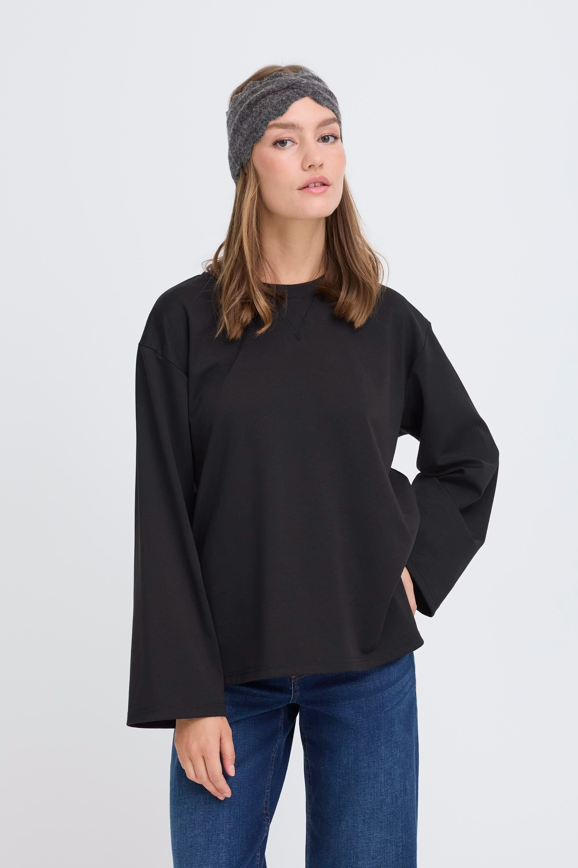 IAMACHA Poncho LOOKBOOK FRONT 20124761-900002734