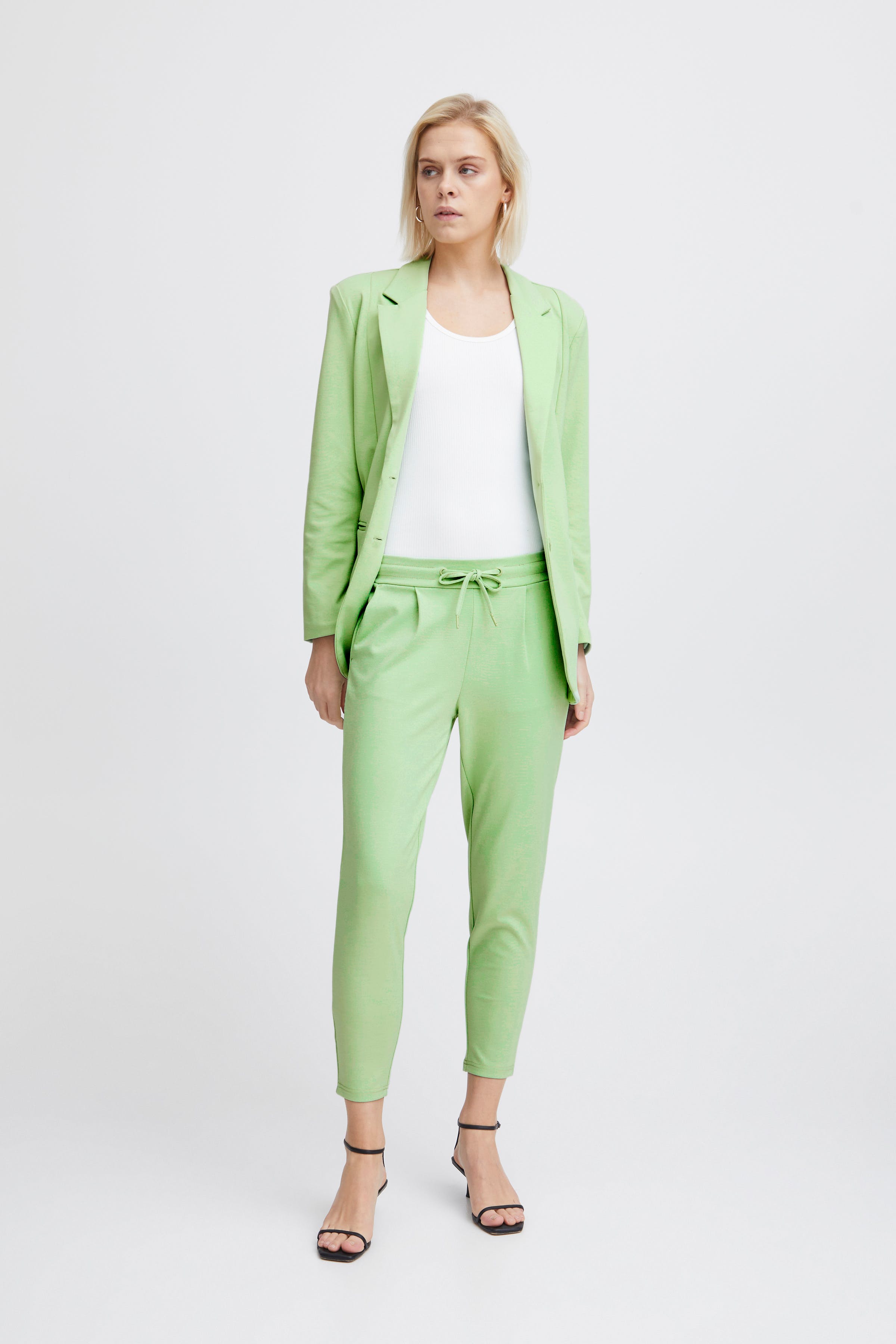 IHKATE Bukser LOOKBOOK FRONT 20104757-146316