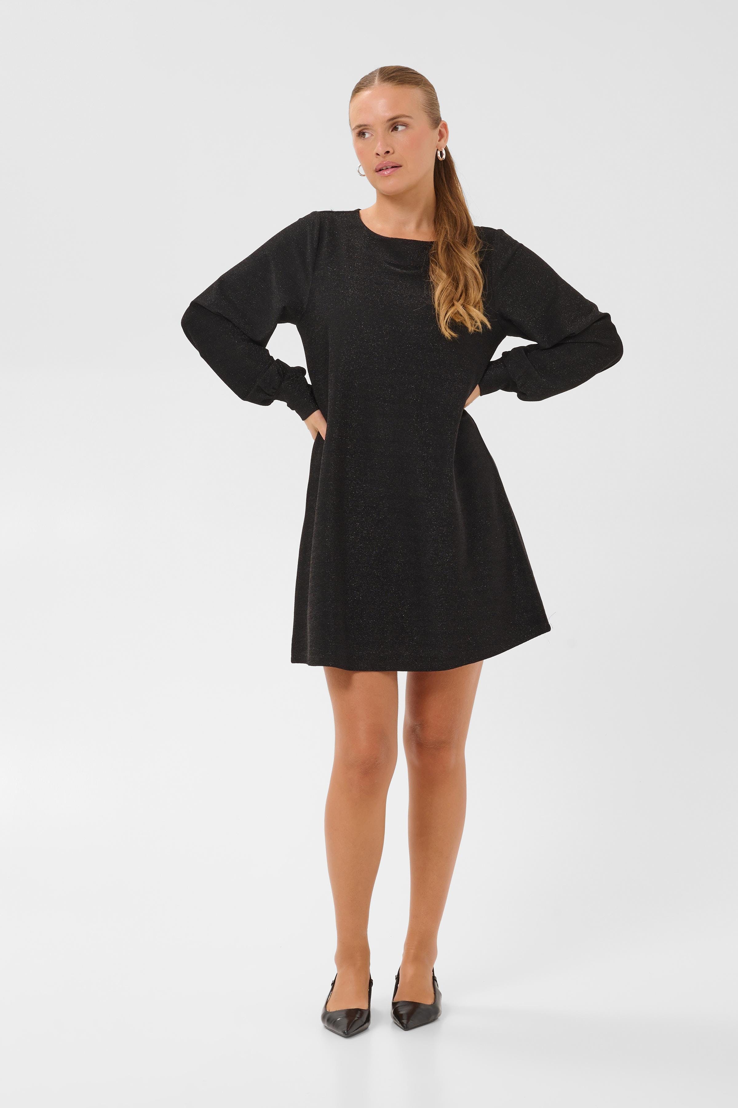 KArebecca Kjole LOOKBOOK FRONT 10512345-100286