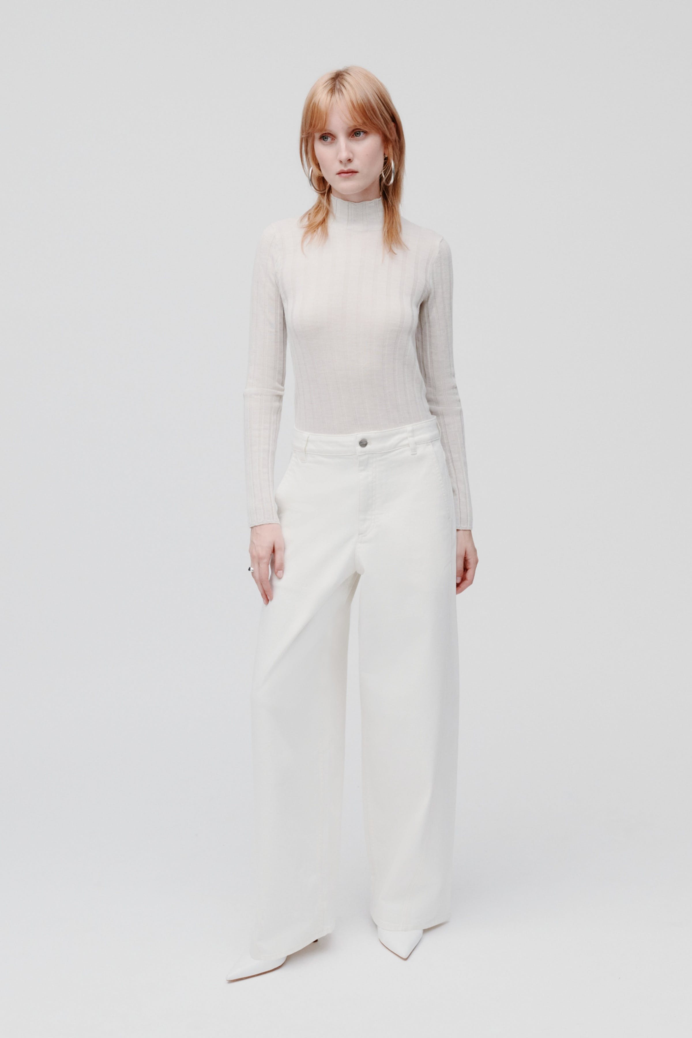 KACY Pullover LOOKBOOK FRONT 30600382-WH008