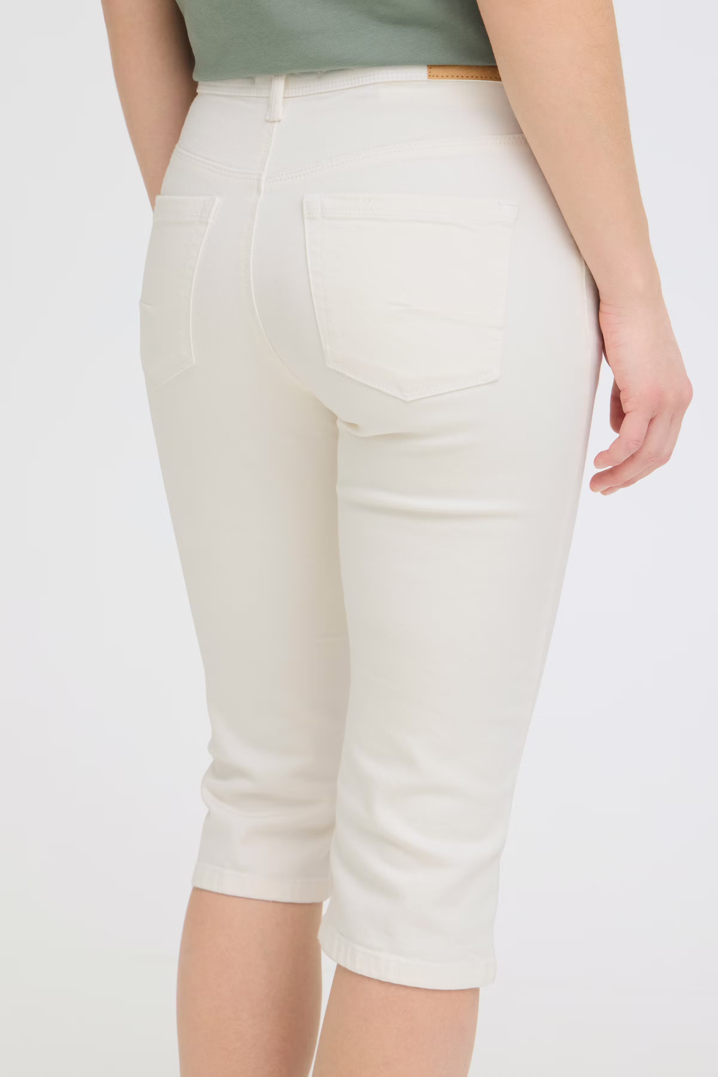 PZKAYLA Jeans LOOKBOOK DETAIL 50210945-200003