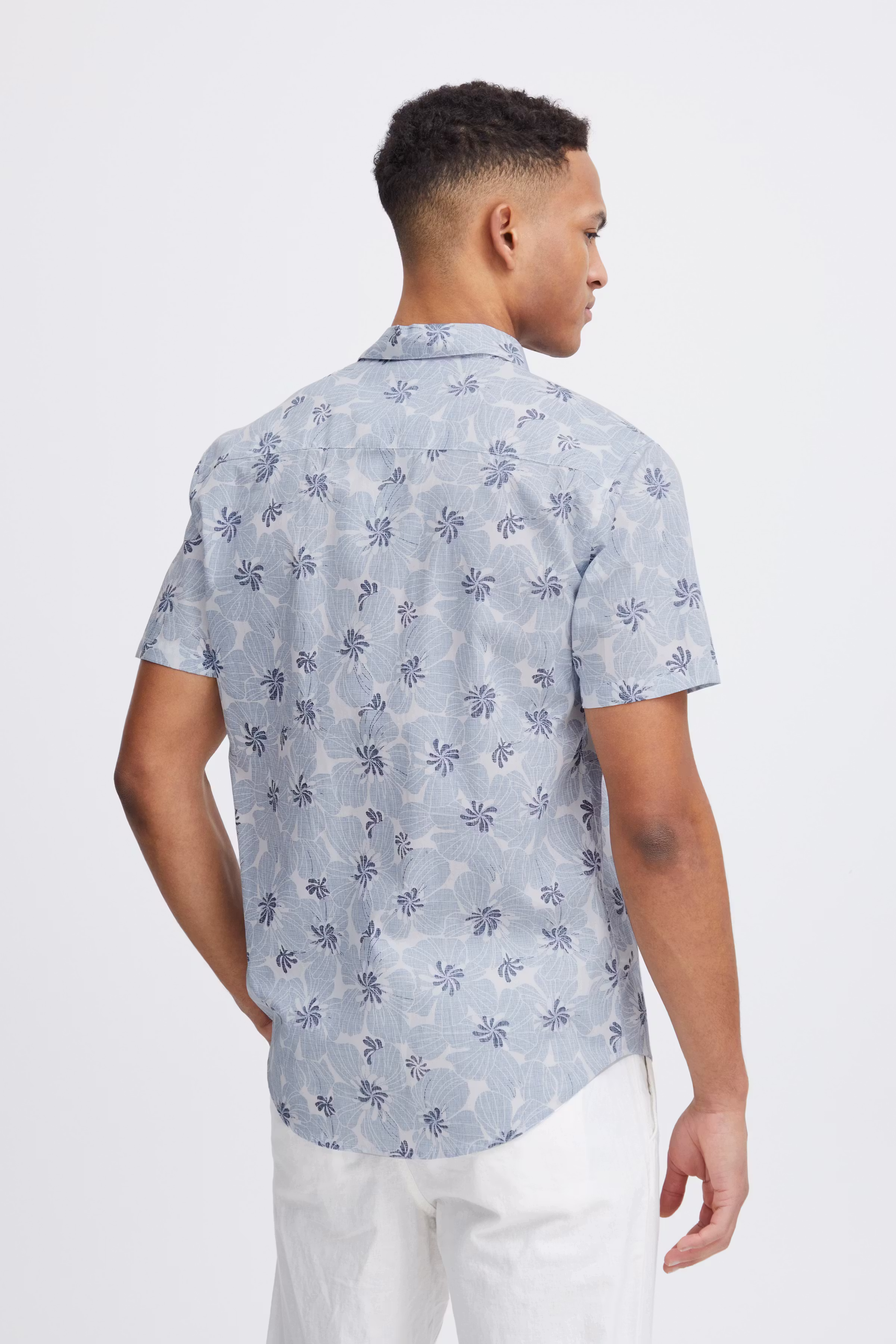 Korte mouwen shirt LOOKBOOK BACK 20717064-194024
