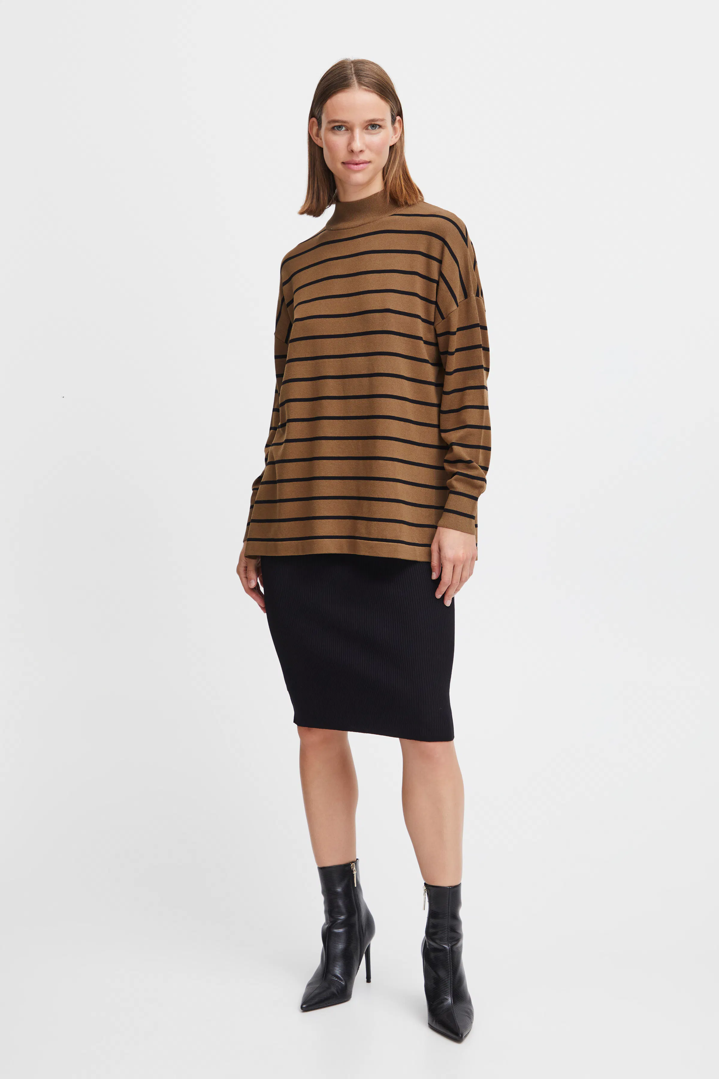 BYMMORLA Pullover LOOKBOOK FRONT 20815304-201046