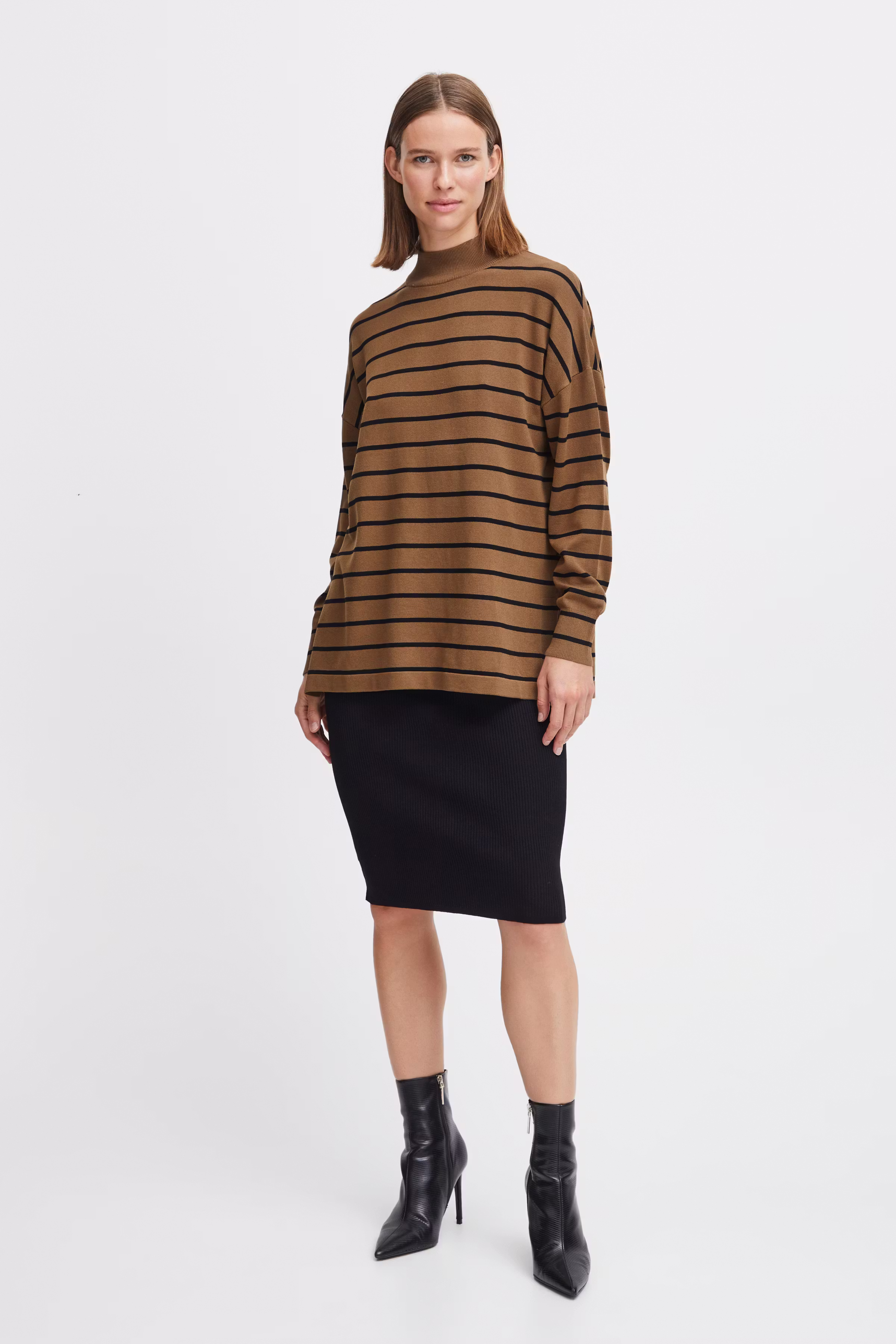BYMMORLA Pullover LOOKBOOK FRONT 20815304-201046