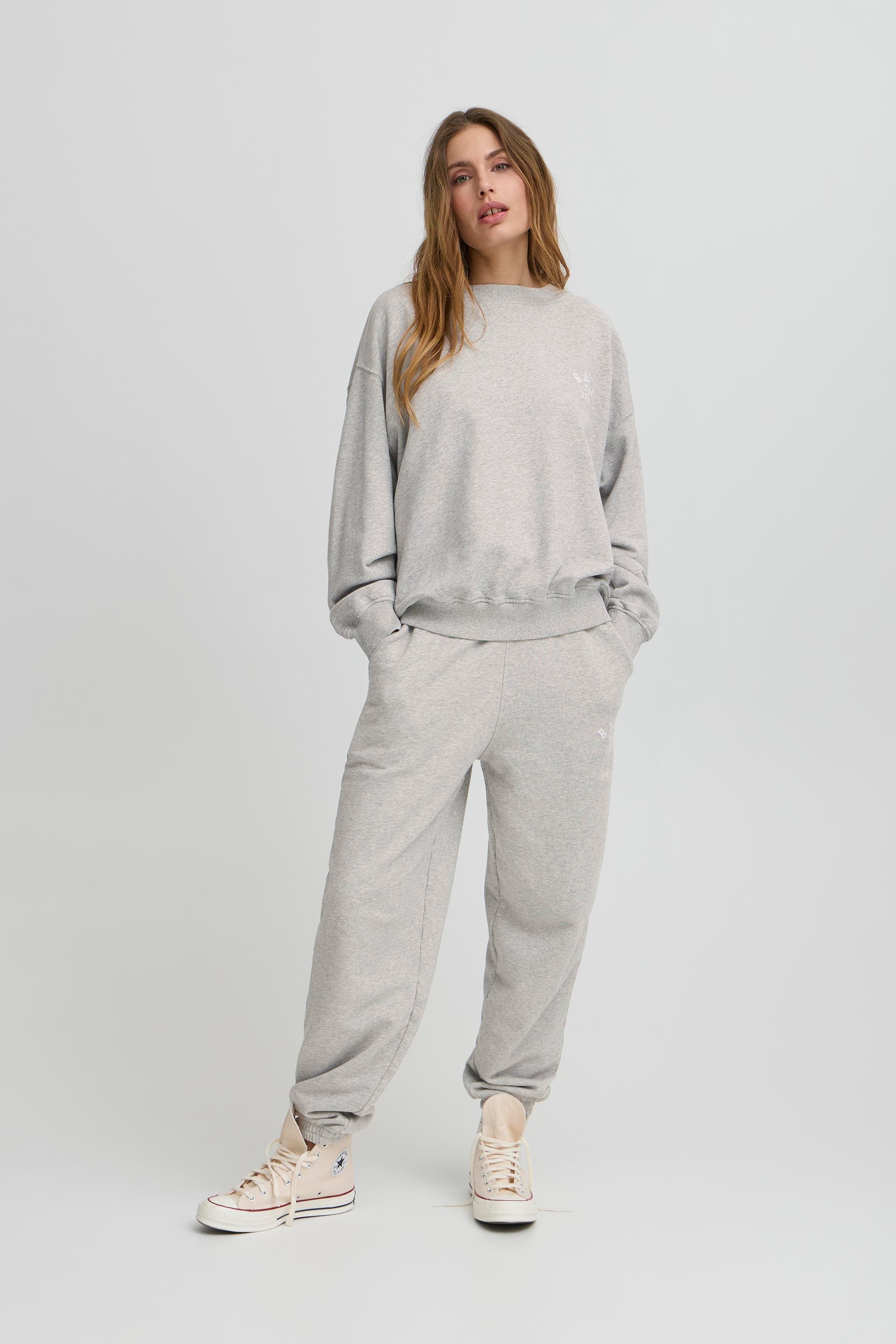 BASAVONA Sweatshirt LOOKBOOK FRONT 50405151-204054