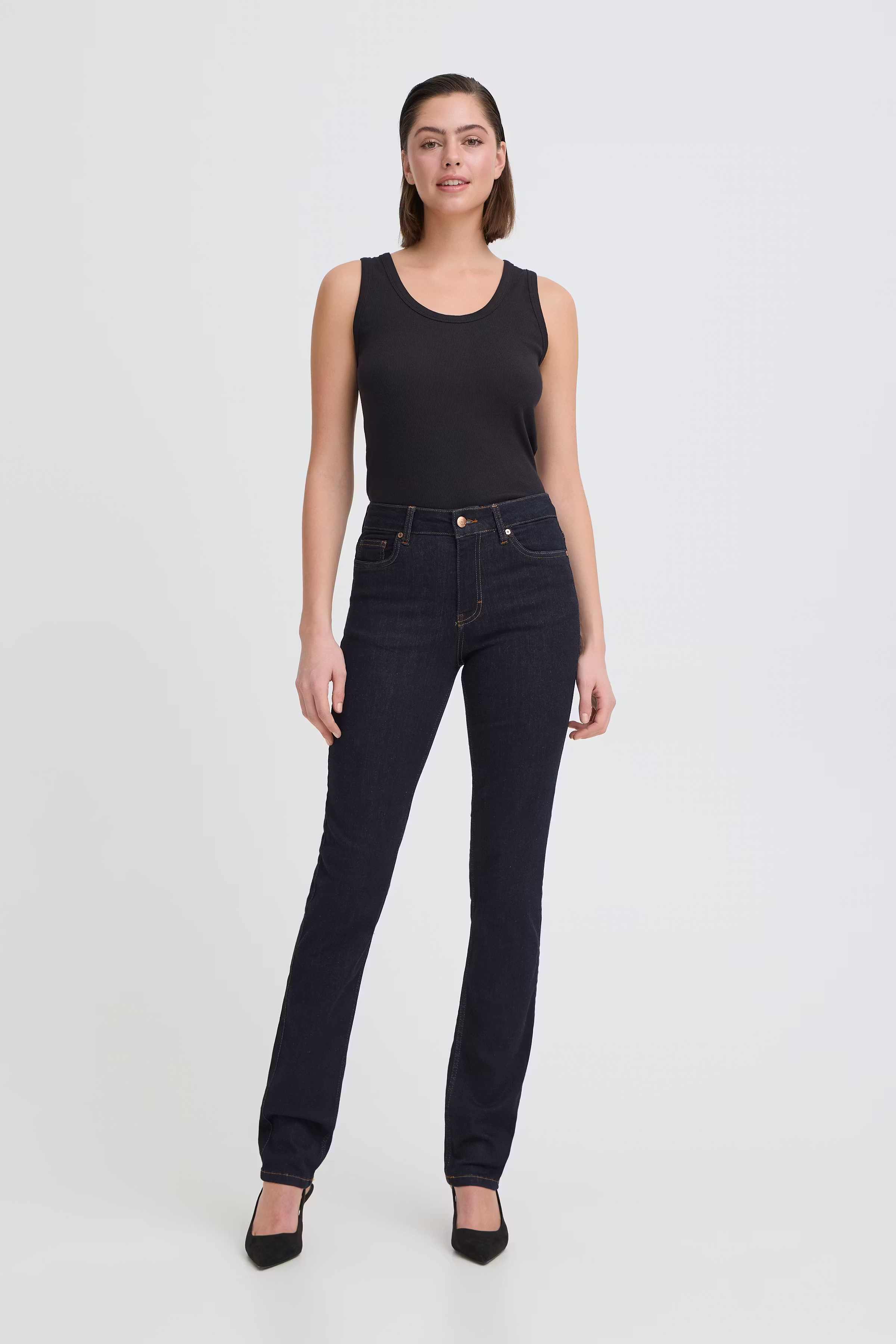 PZEMMA HW Jeans Medium Straight Leg LOOKBOOK FRONT 50206336-202124
