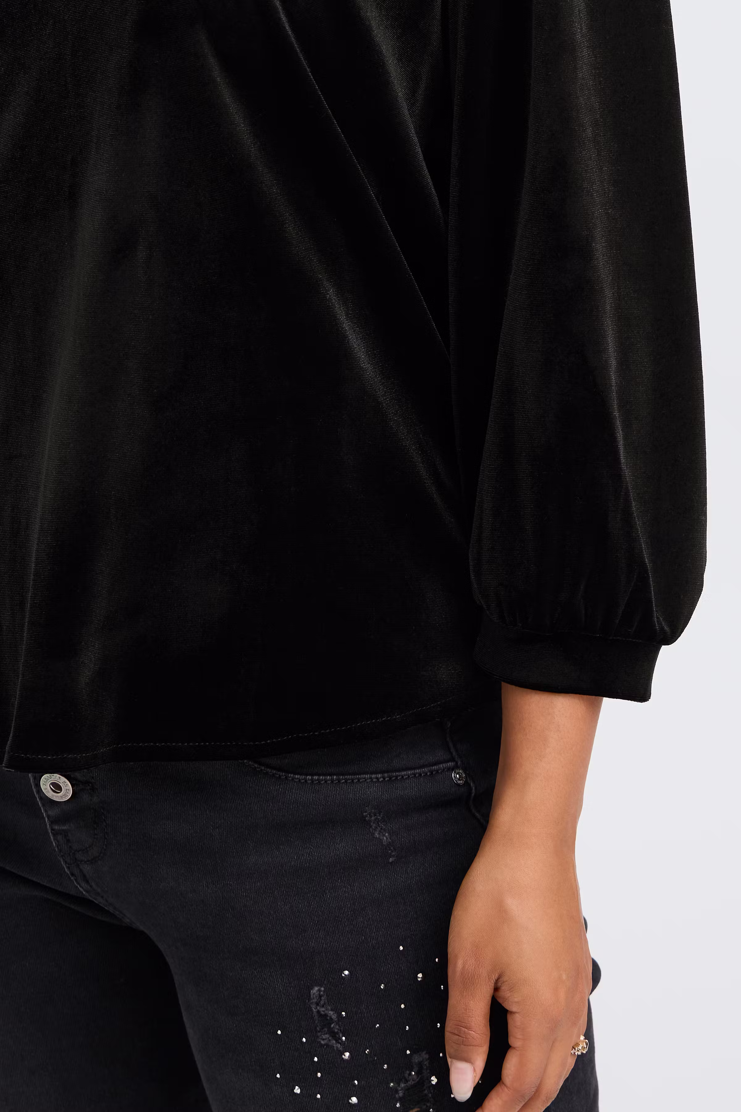 SBVELVETTA Bluse LOOKBOOK DETAIL 22100855-190303