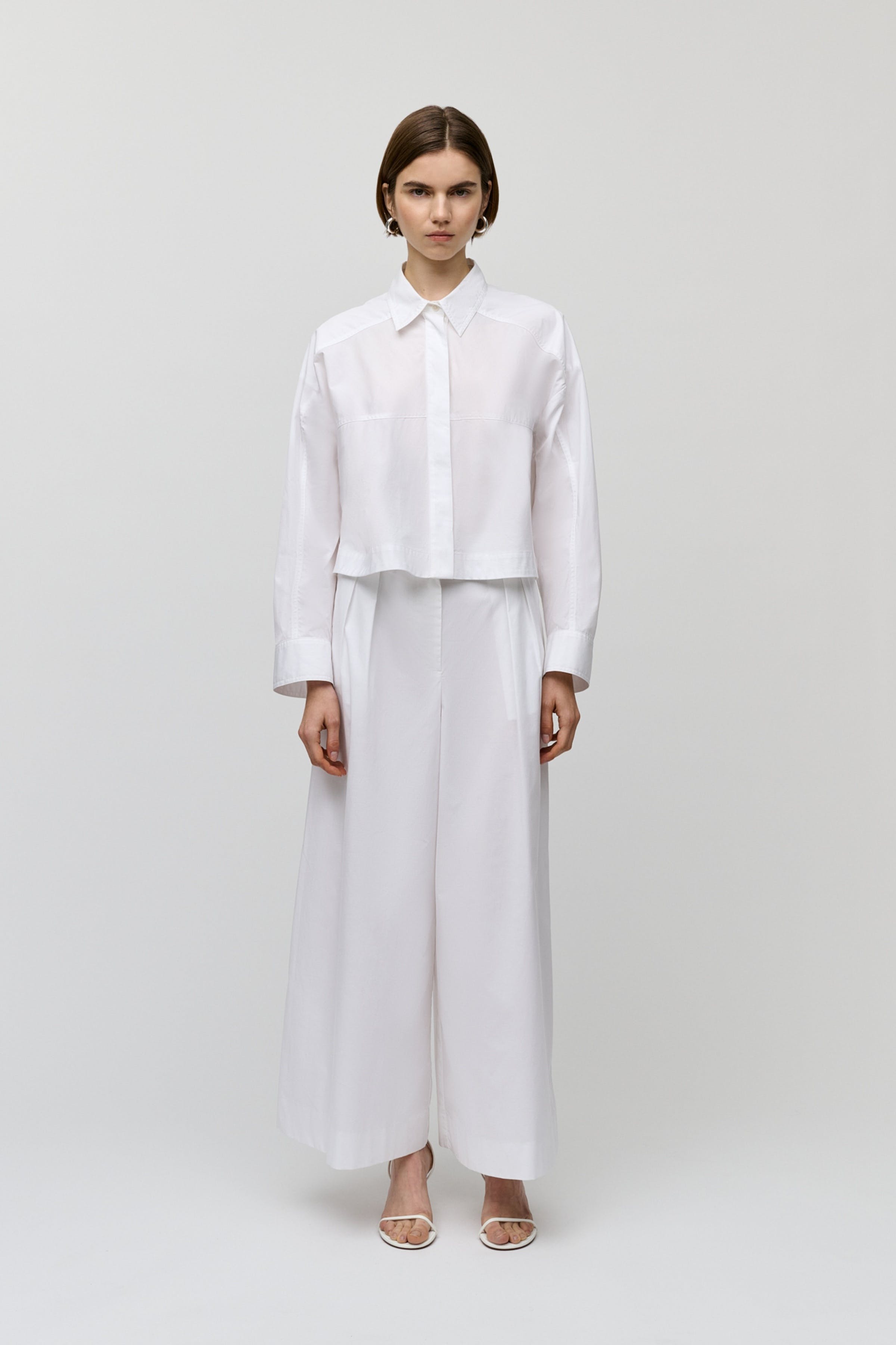 PIERINA Trousers LOOKBOOK FRONT 30600520-WH001