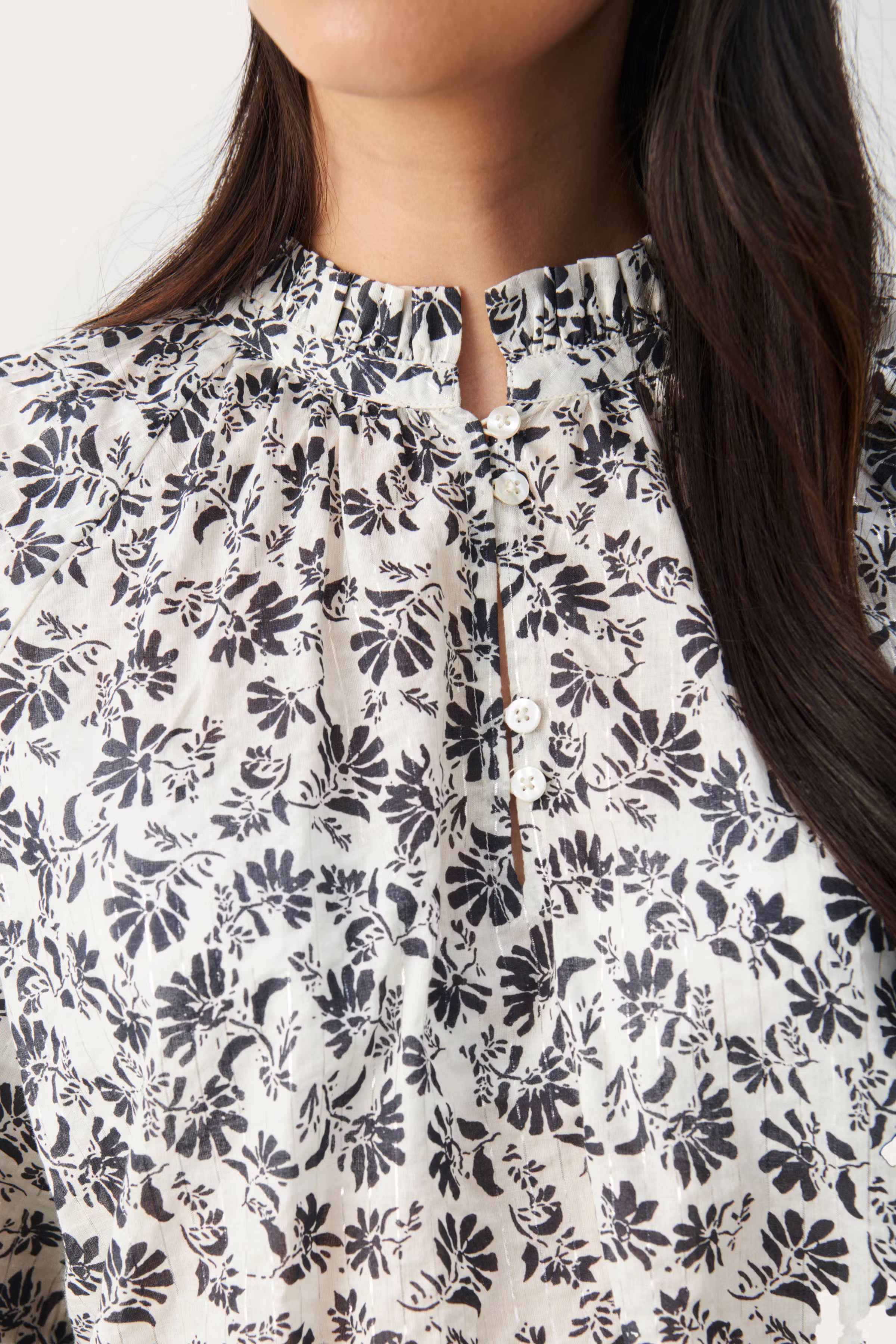 FlorraPW Blus med volanger LOOKBOOK DETAIL 30308282-302623