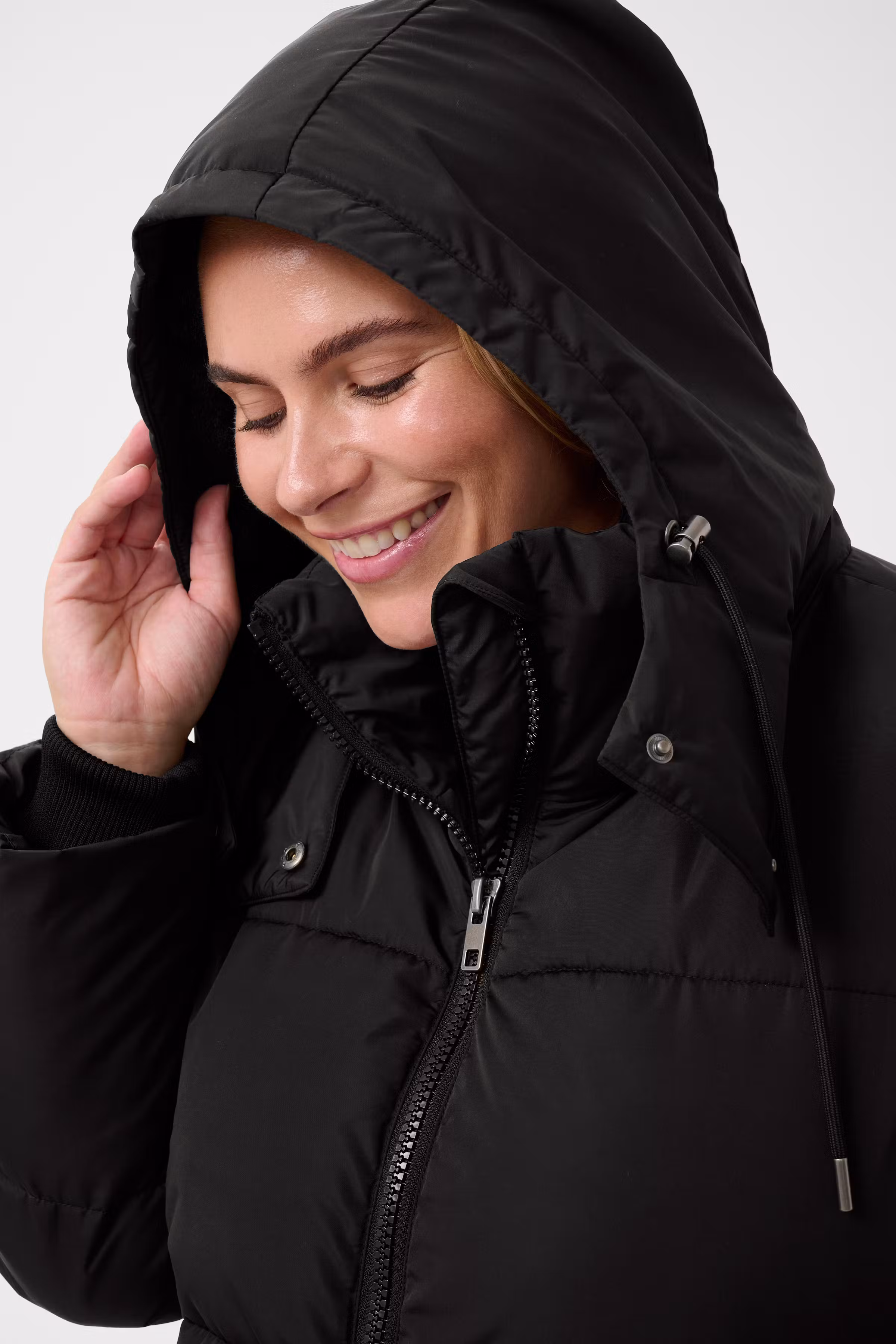 KCnikole Outerwear LOOKBOOK DETAIL 10584314-100121