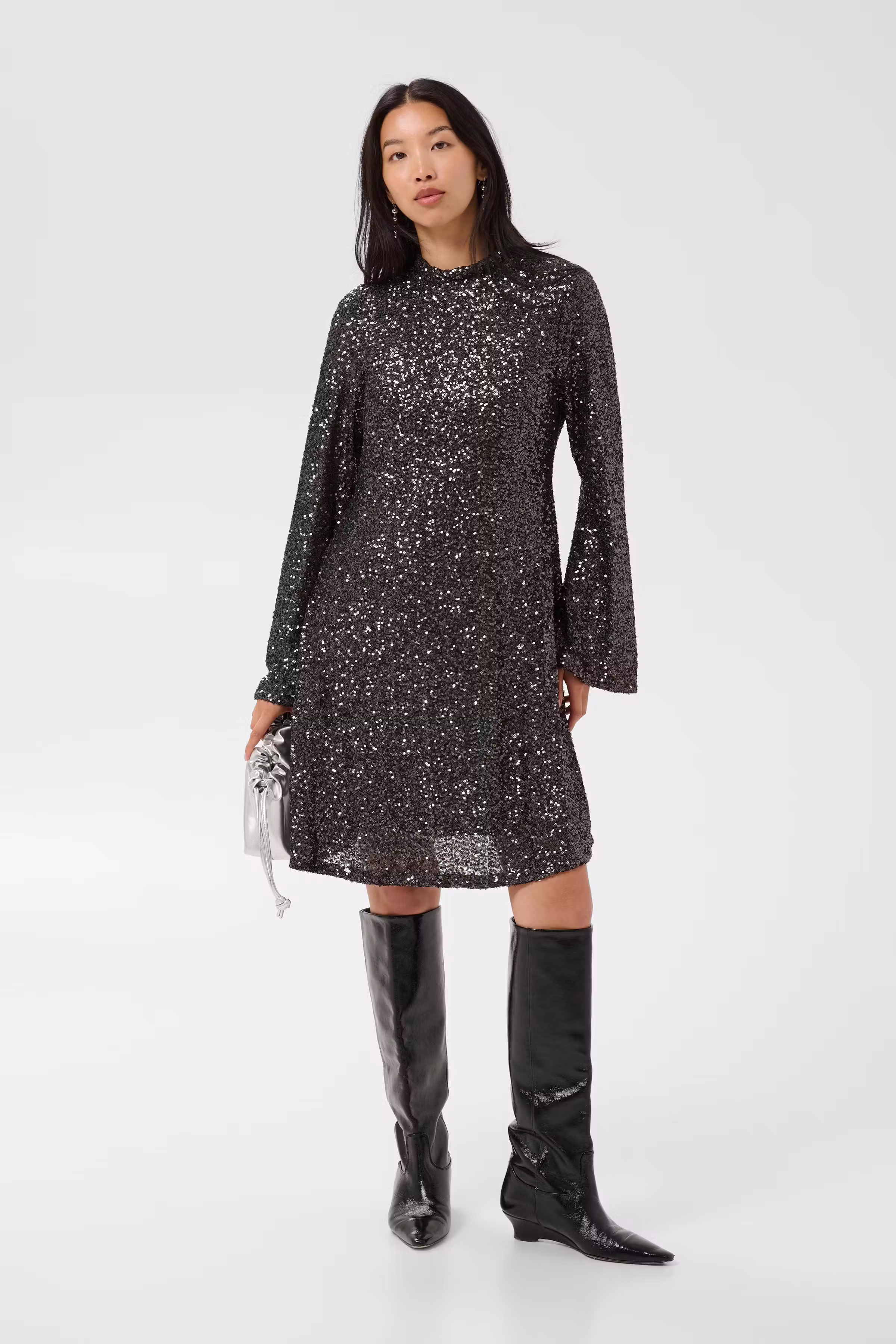 DilysPW Kjole LOOKBOOK FRONT 30310974-191101