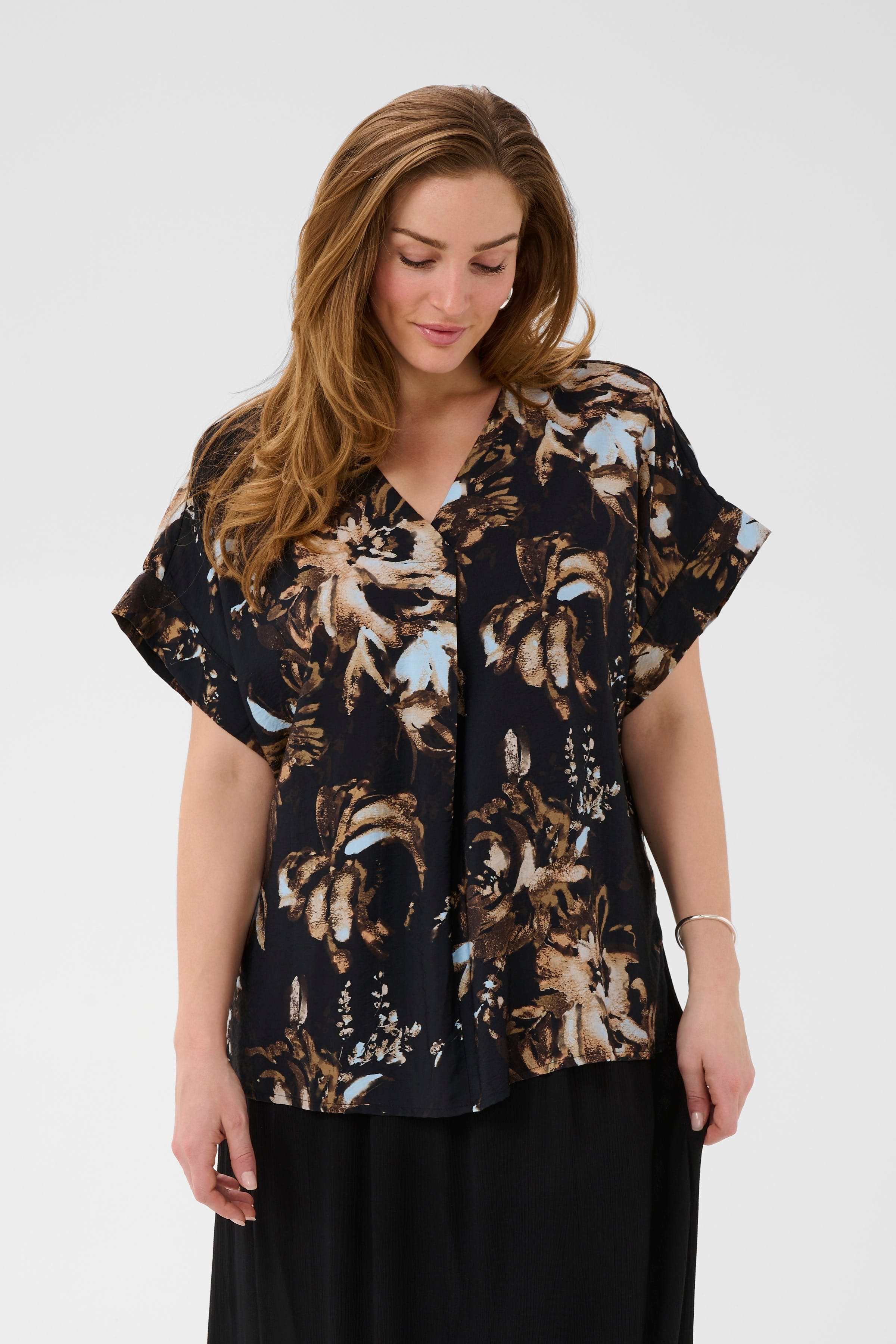 BPperla Blouse LOOKBOOK FRONT 40200176-109473