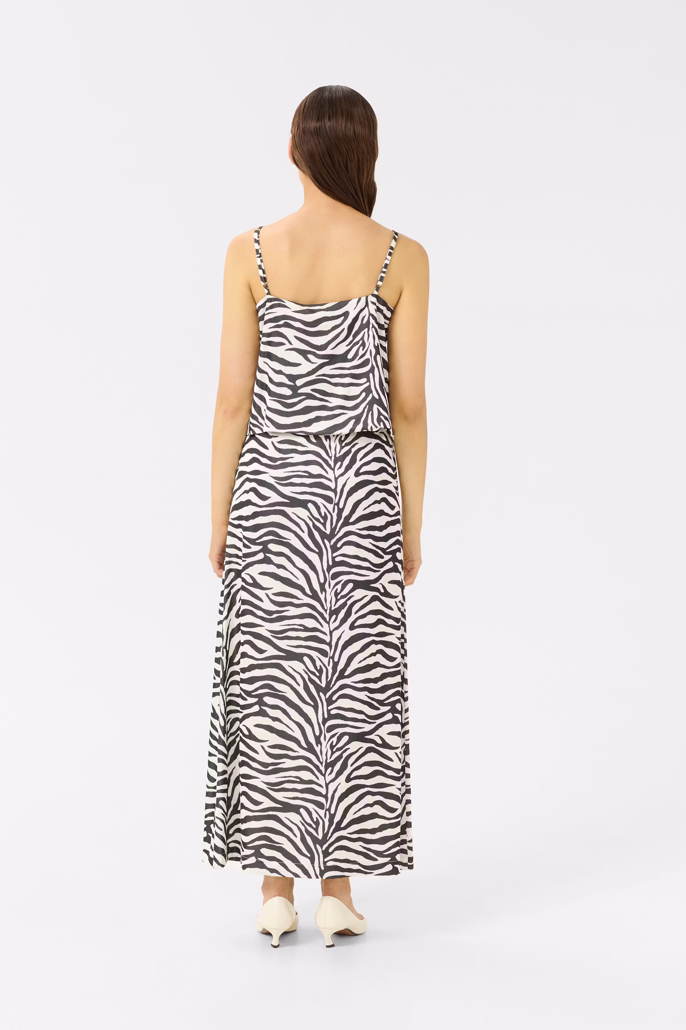 GZzeva Rok LOOKBOOK BACK 10910420-107873