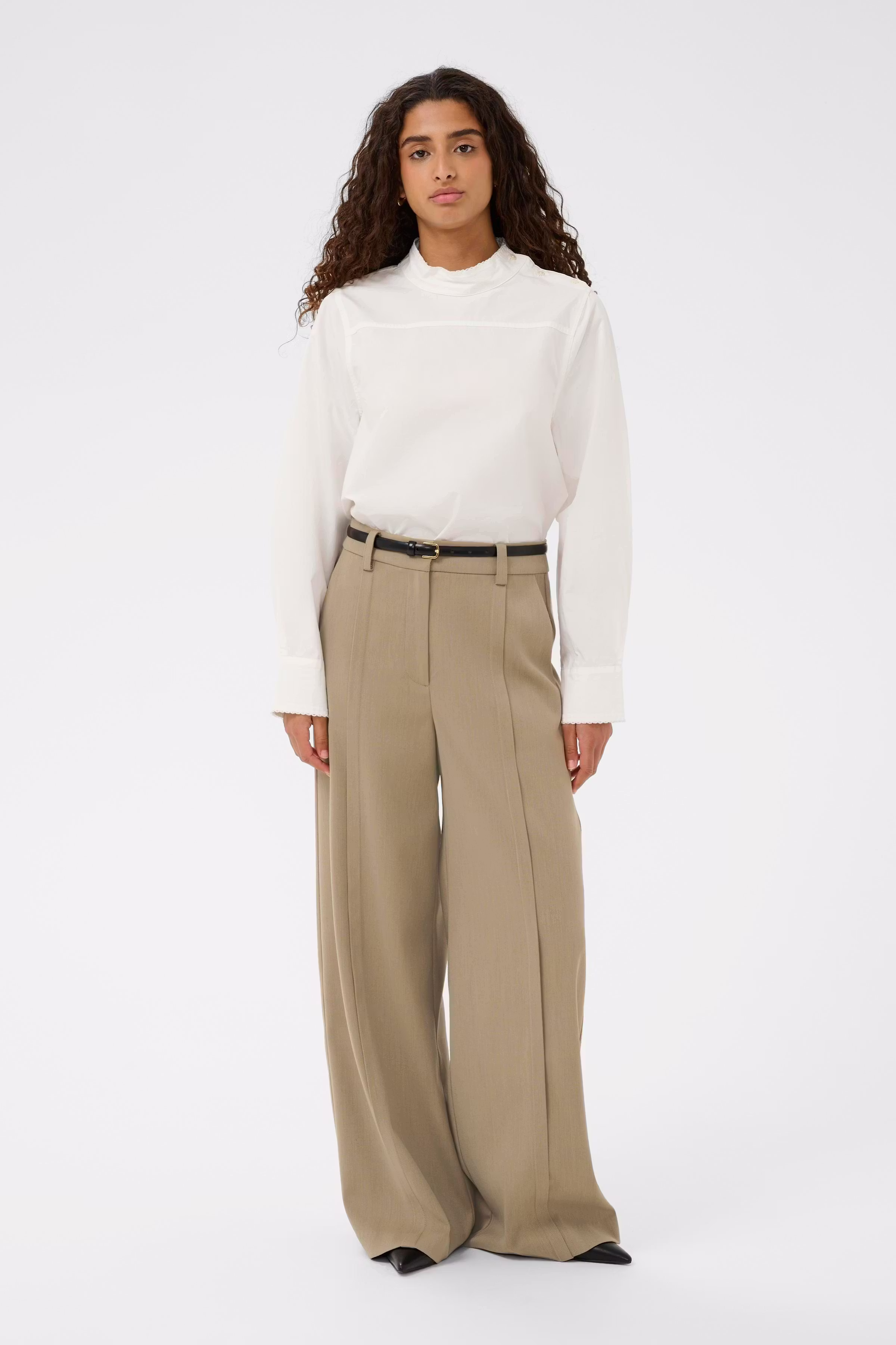 SLBevine Hose LOOKBOOK FRONT 30408934-171310