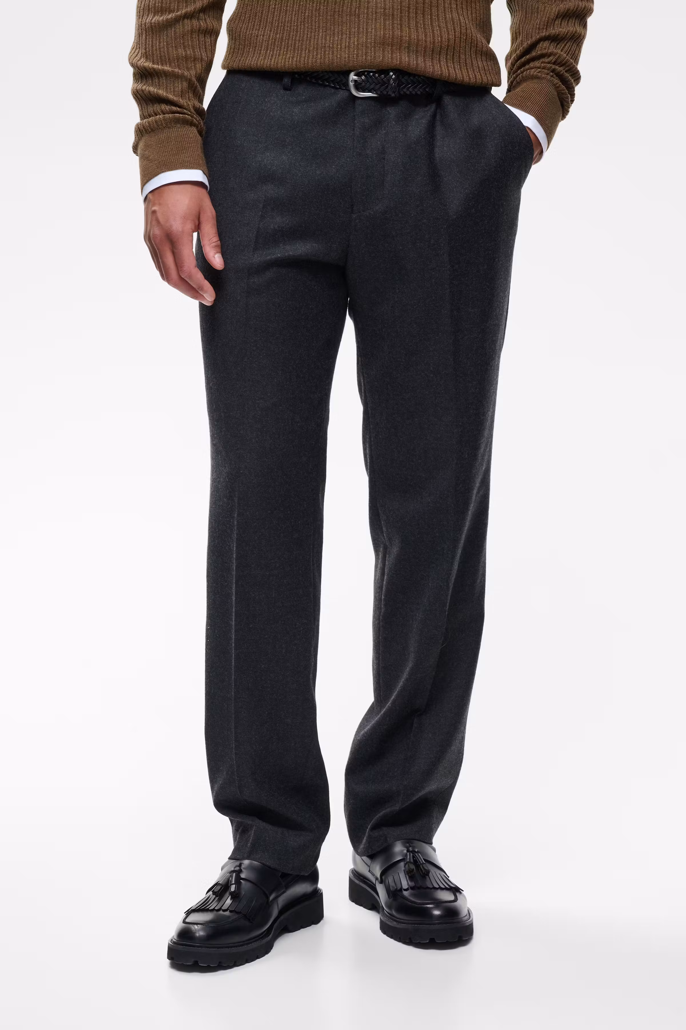 MAwesley Hose LOOKBOOK FRONT 30209295-300270