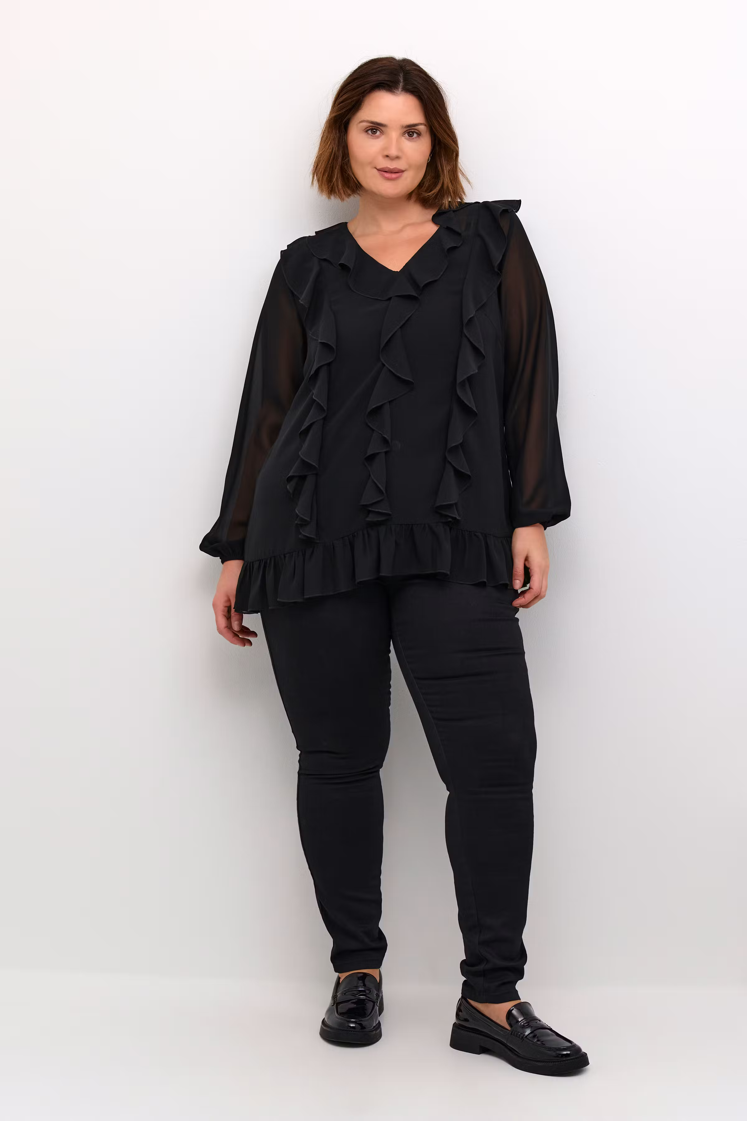 KCninni Blus LOOKBOOK FRONT 10582799-100121