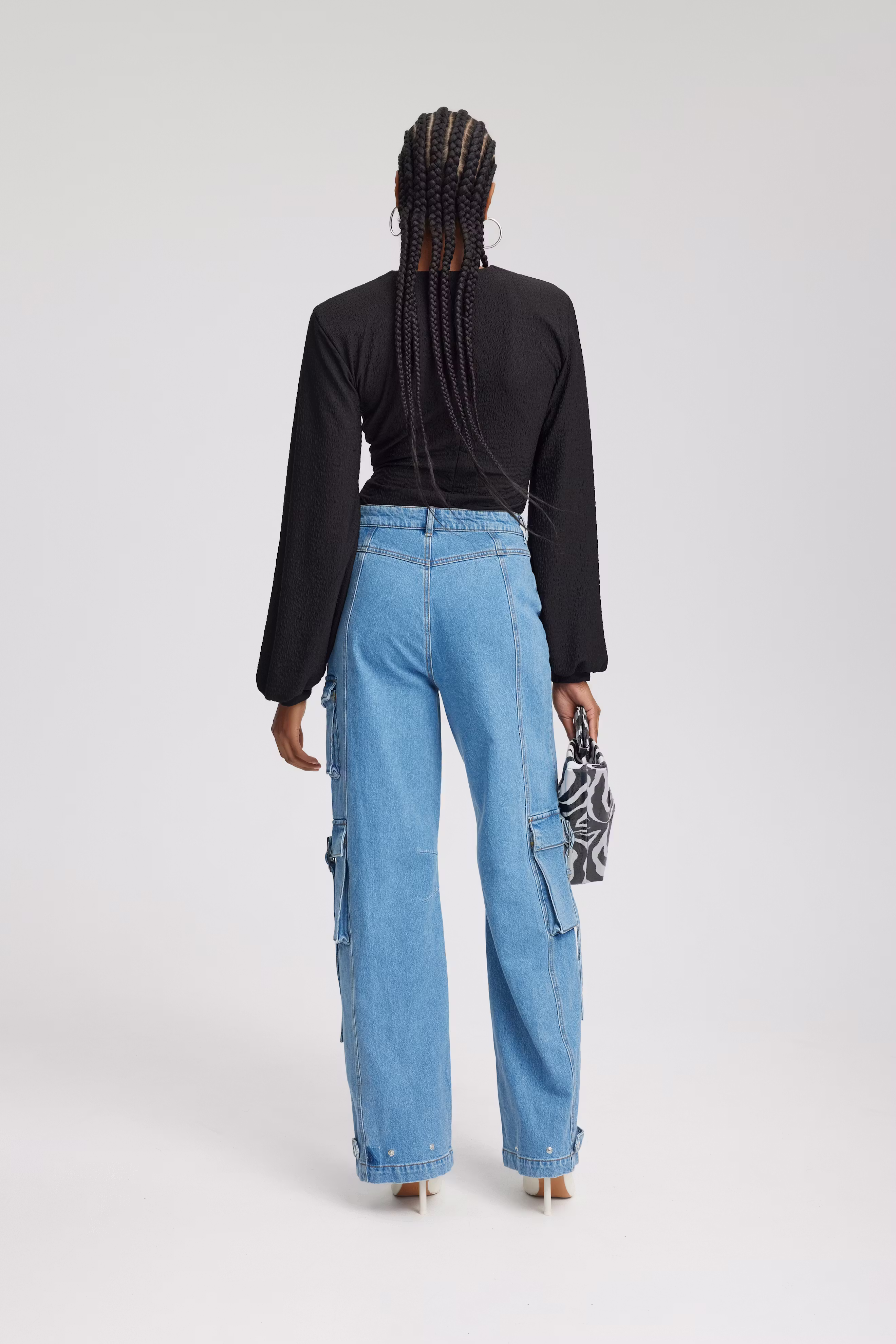 AilaGZ Pullover LOOKBOOK BACK 10908782-100017