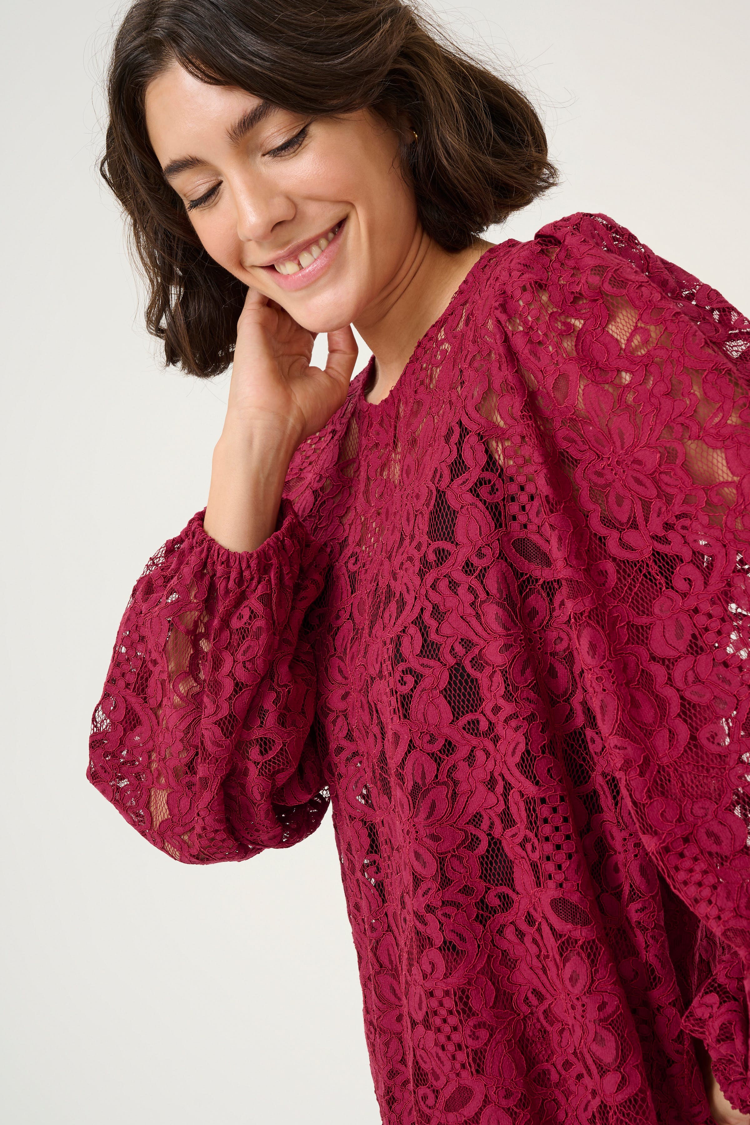 KAlanice Spitzenbluse LOOKBOOK DETAIL 10552373-191940