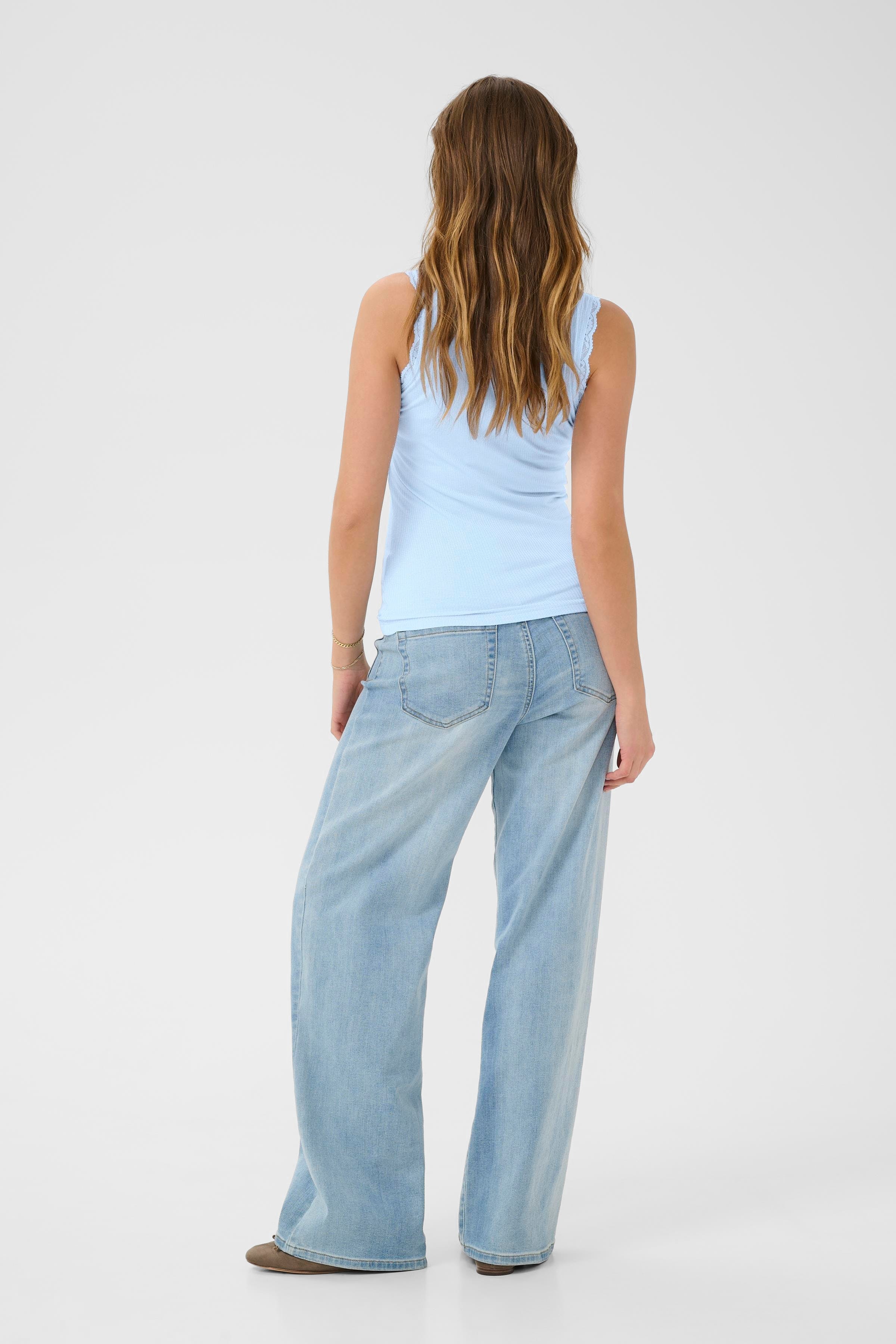 KAomi T-shirt LOOKBOOK BACK 10510143-154031