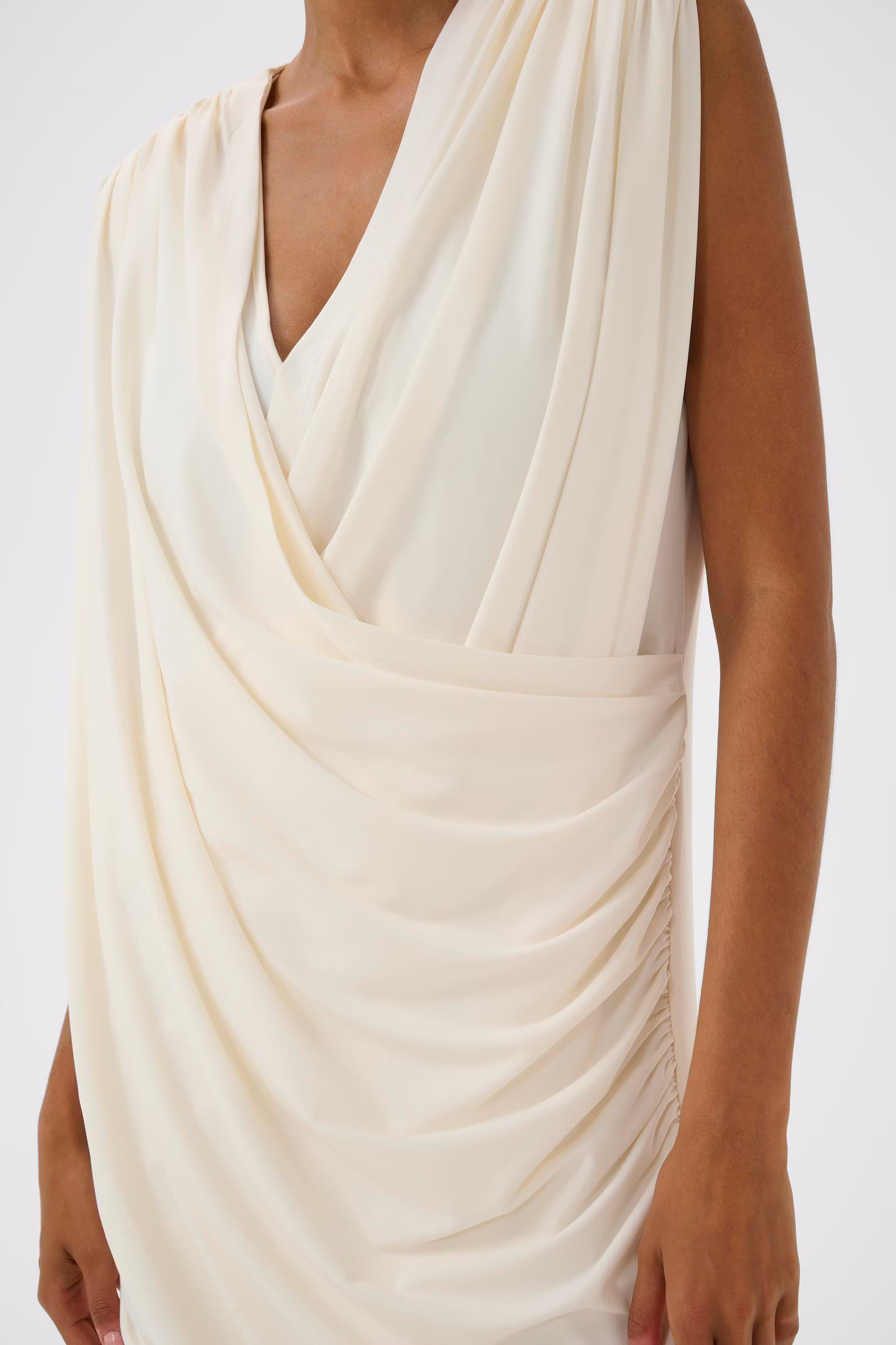 GZnadie Kleid LOOKBOOK DETAIL 10911217-110103