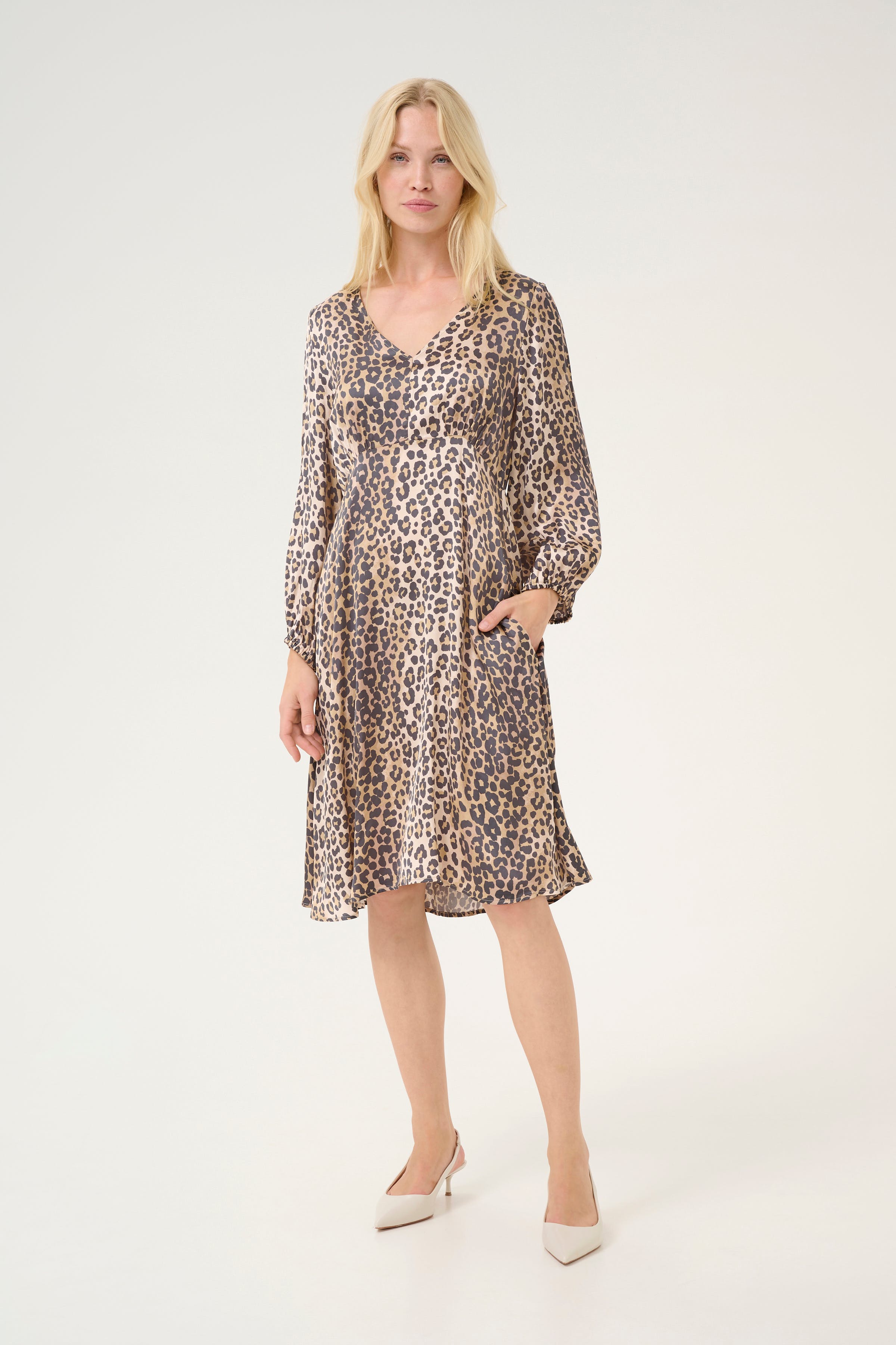 CUleona Leopard Dress LOOKBOOK FRONT 50111703-107355