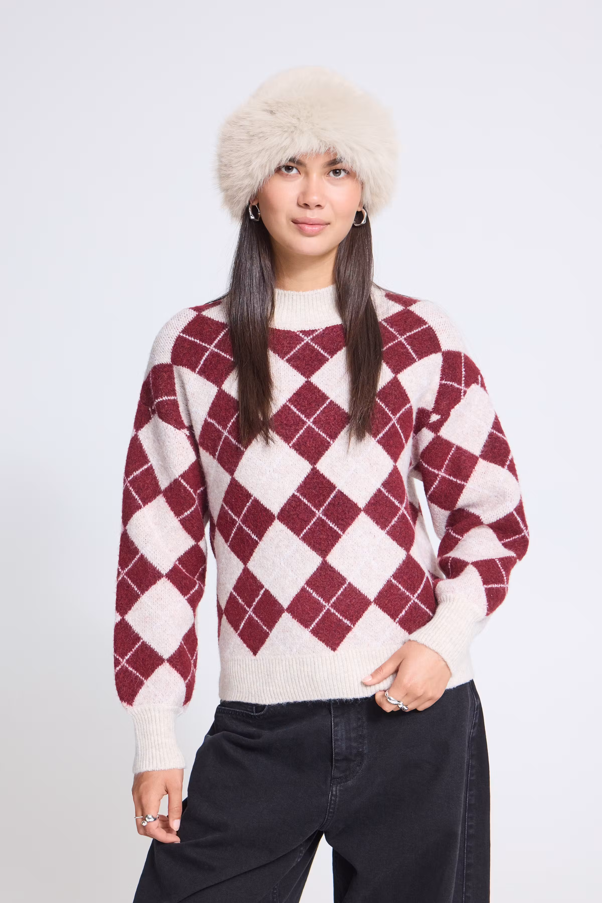 IAEBNA Hatt LOOKBOOK FRONT 20126779-130401