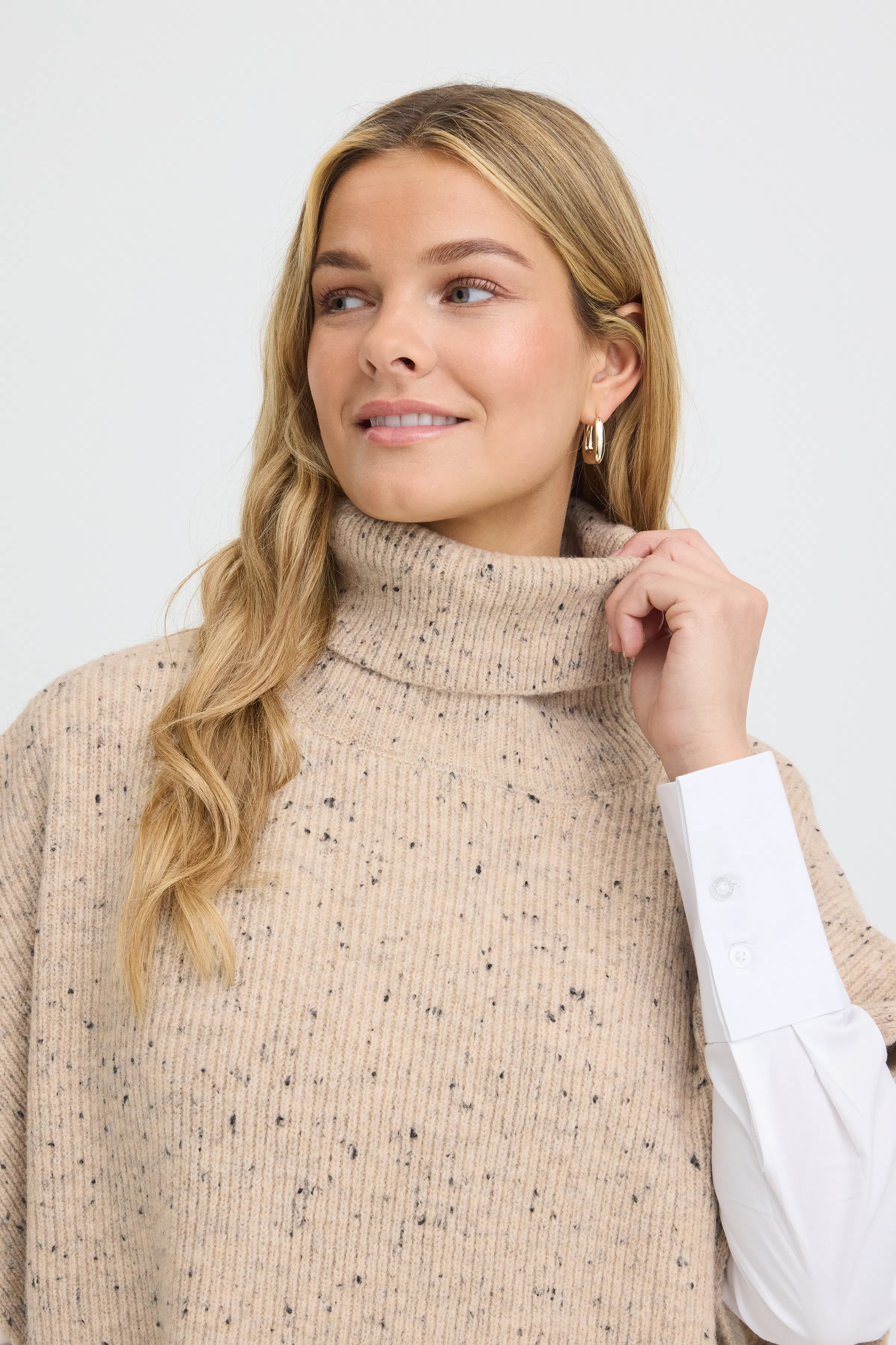 FRNANNA Poncho LOOKBOOK DETAIL 20618137-1613051