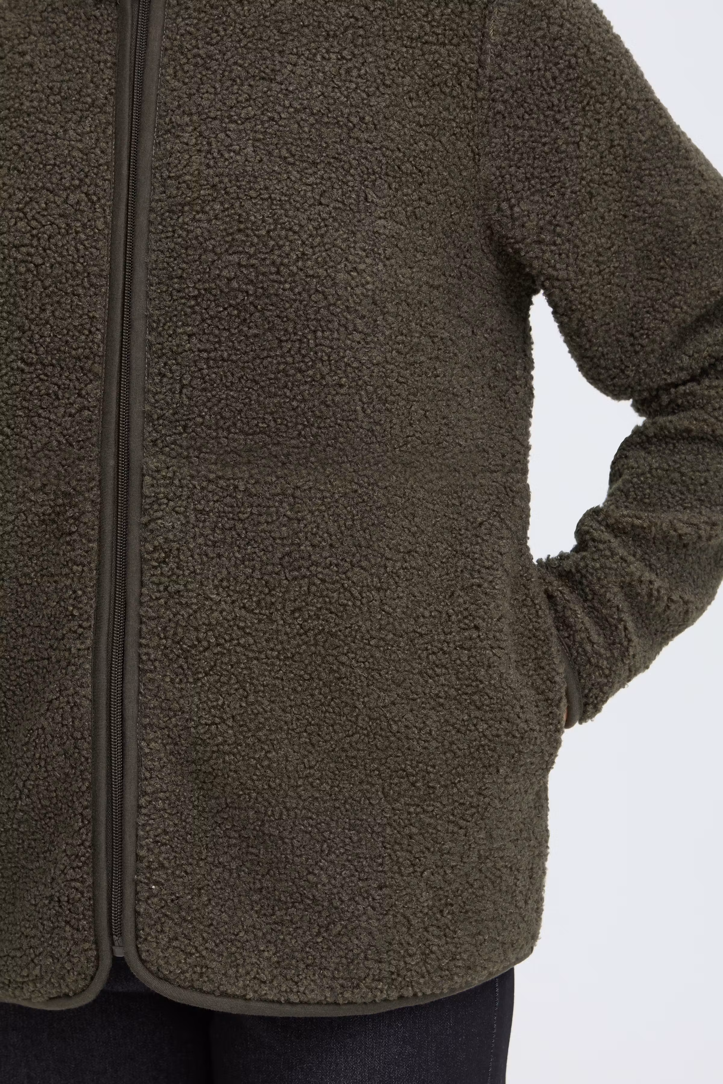 FRTENYA Outerwear LOOKBOOK DETAIL 20618524-190511