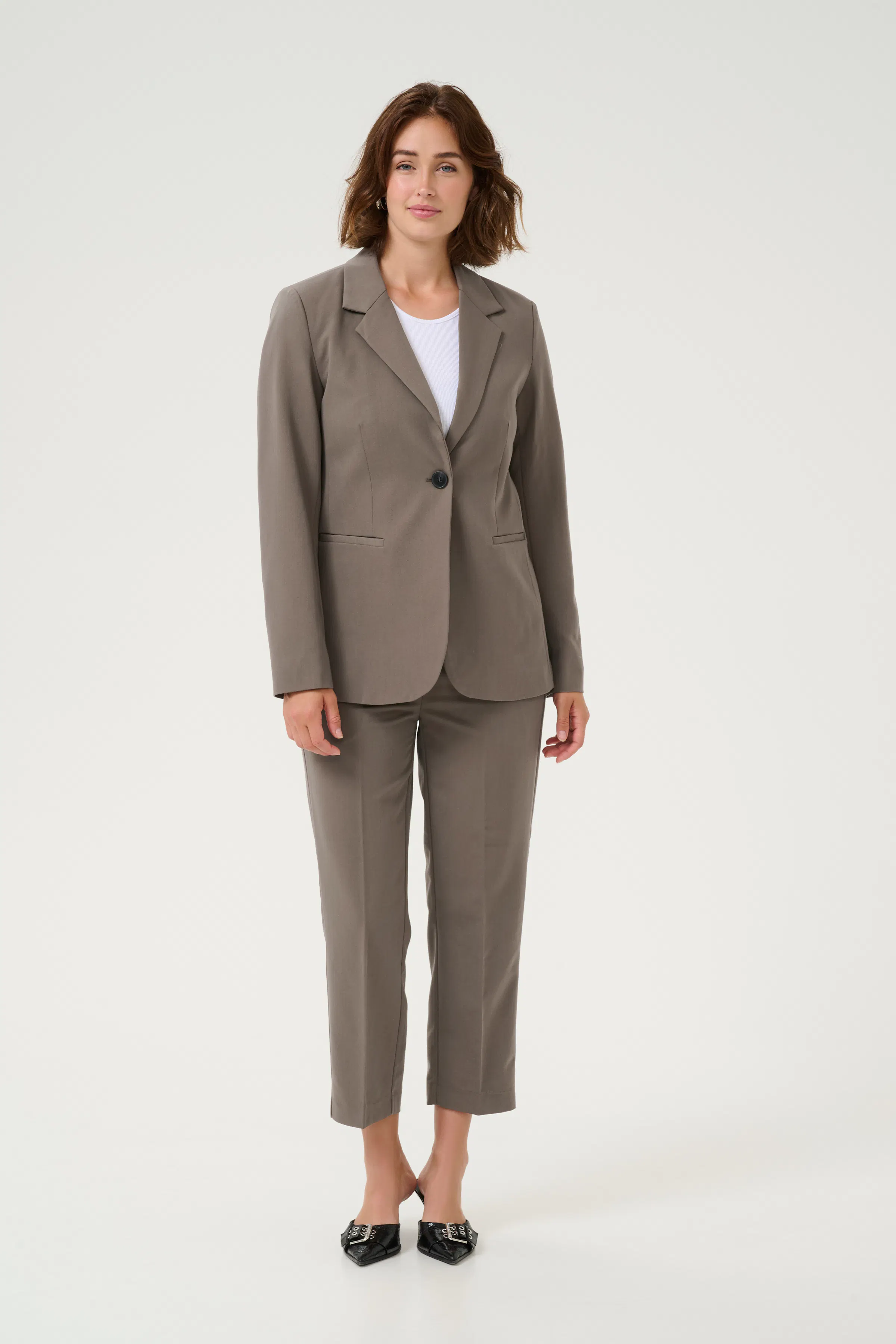 KAsakura Blazer LOOKBOOK FRONT 10506684-190810