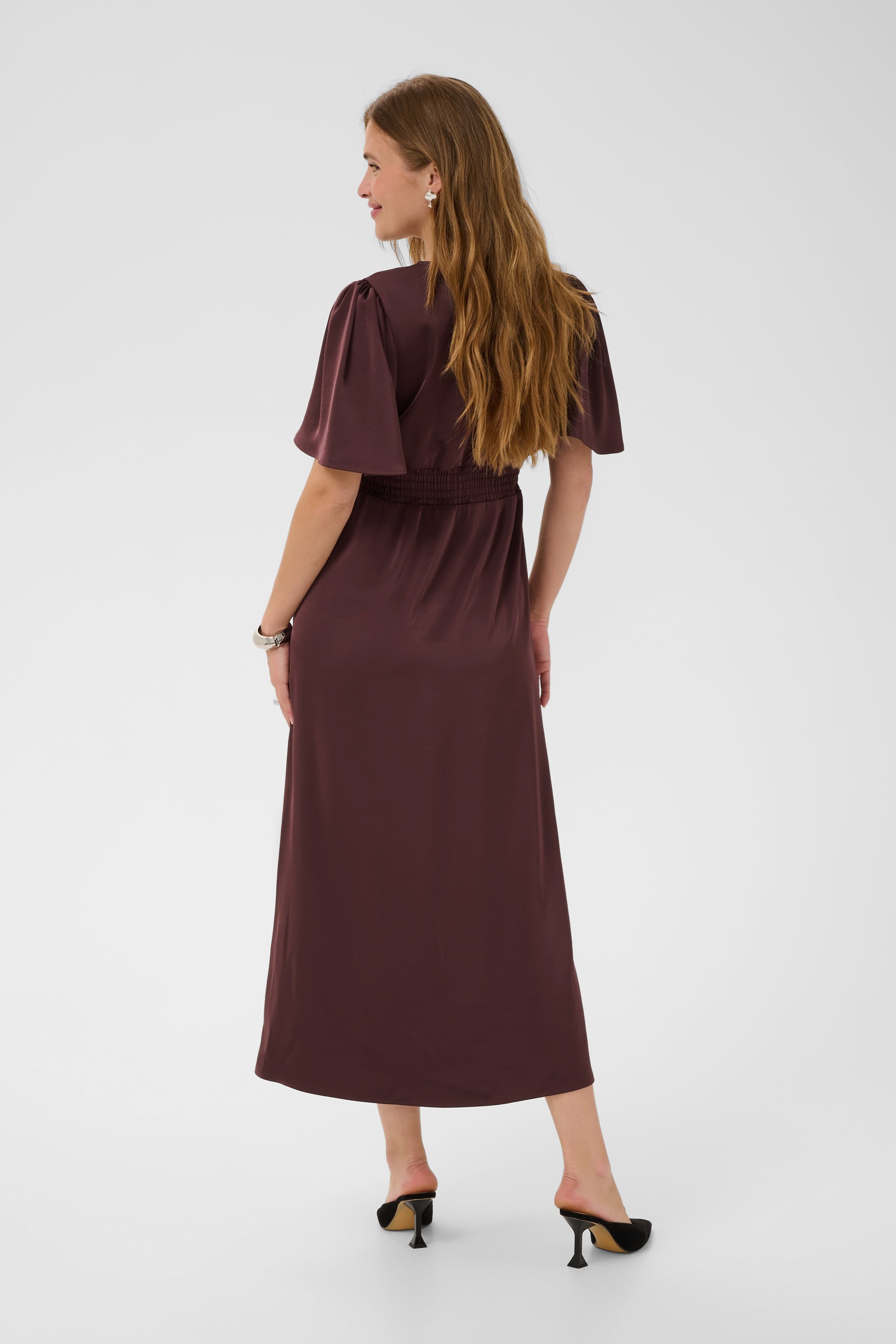 KAgunhild Kjole LOOKBOOK BACK 10512022-191619