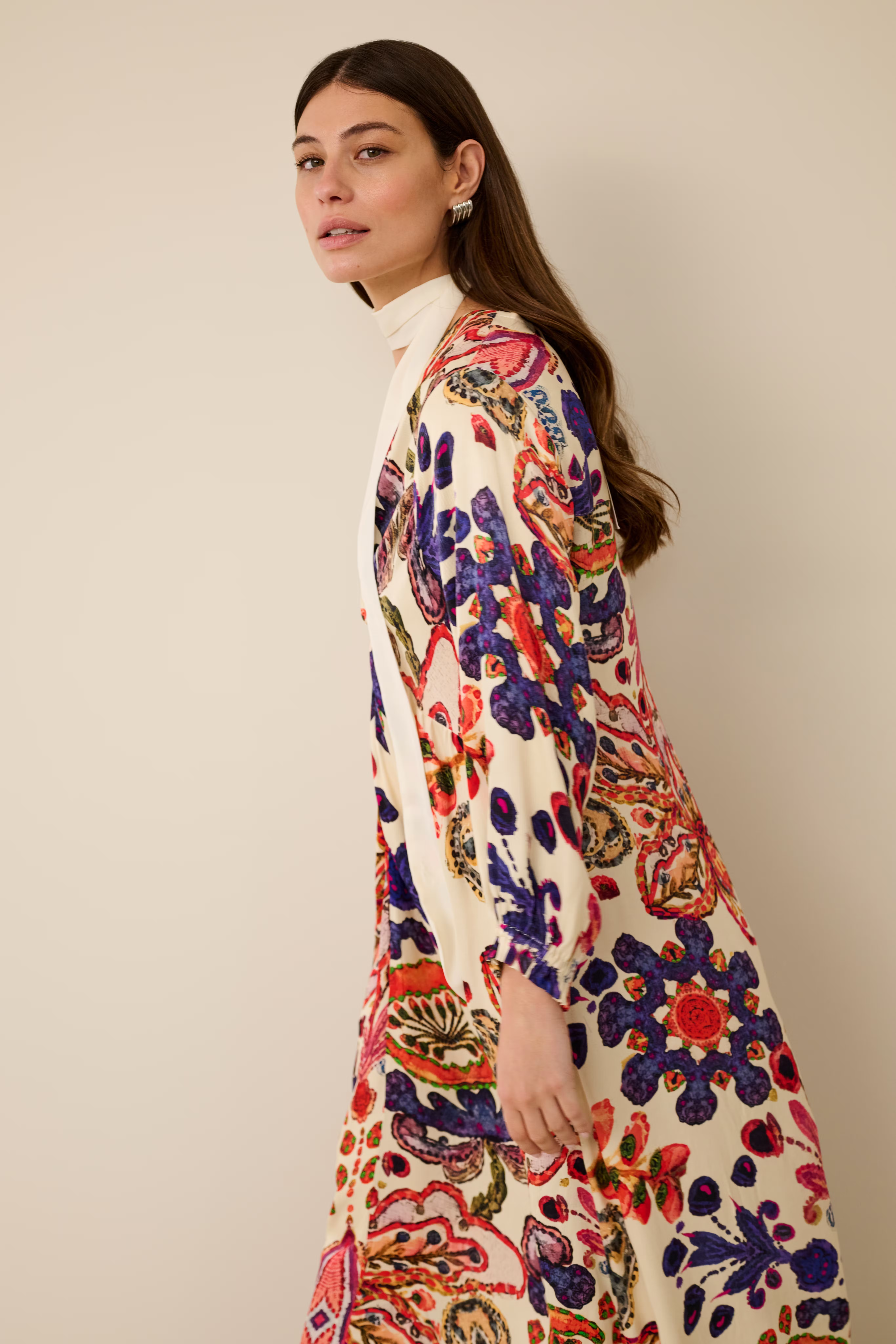 CUmandy Kleid LOCATION NONE 50112679-108905