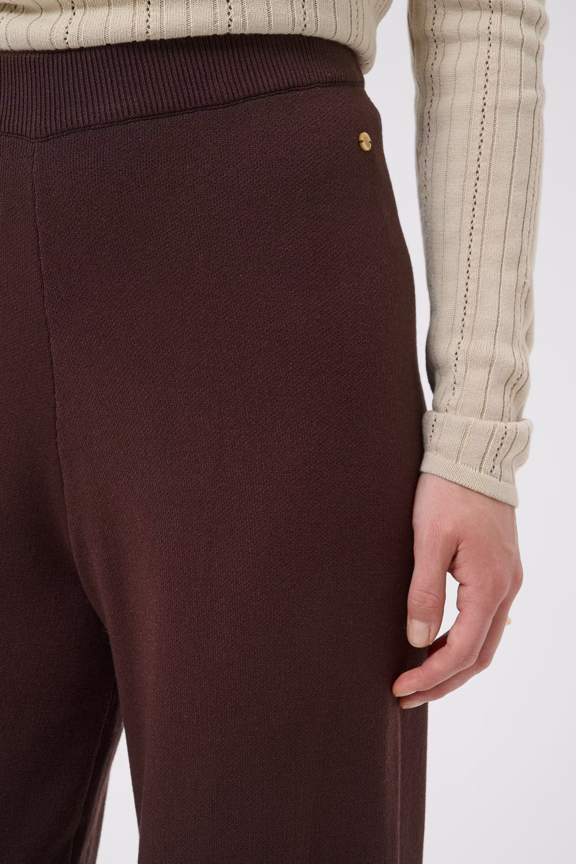 CRDela Trousers LOOKBOOK DETAIL 10615501-191016