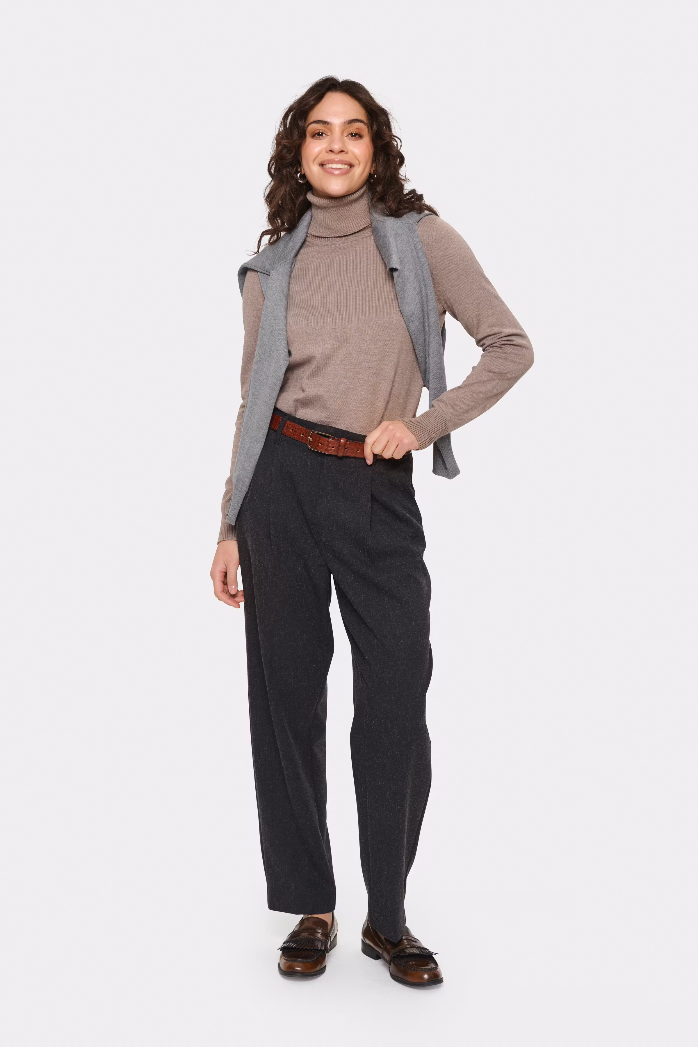 MilaSZ Rollneck Pullover LOOKBOOK FRONT 30500018-1614061