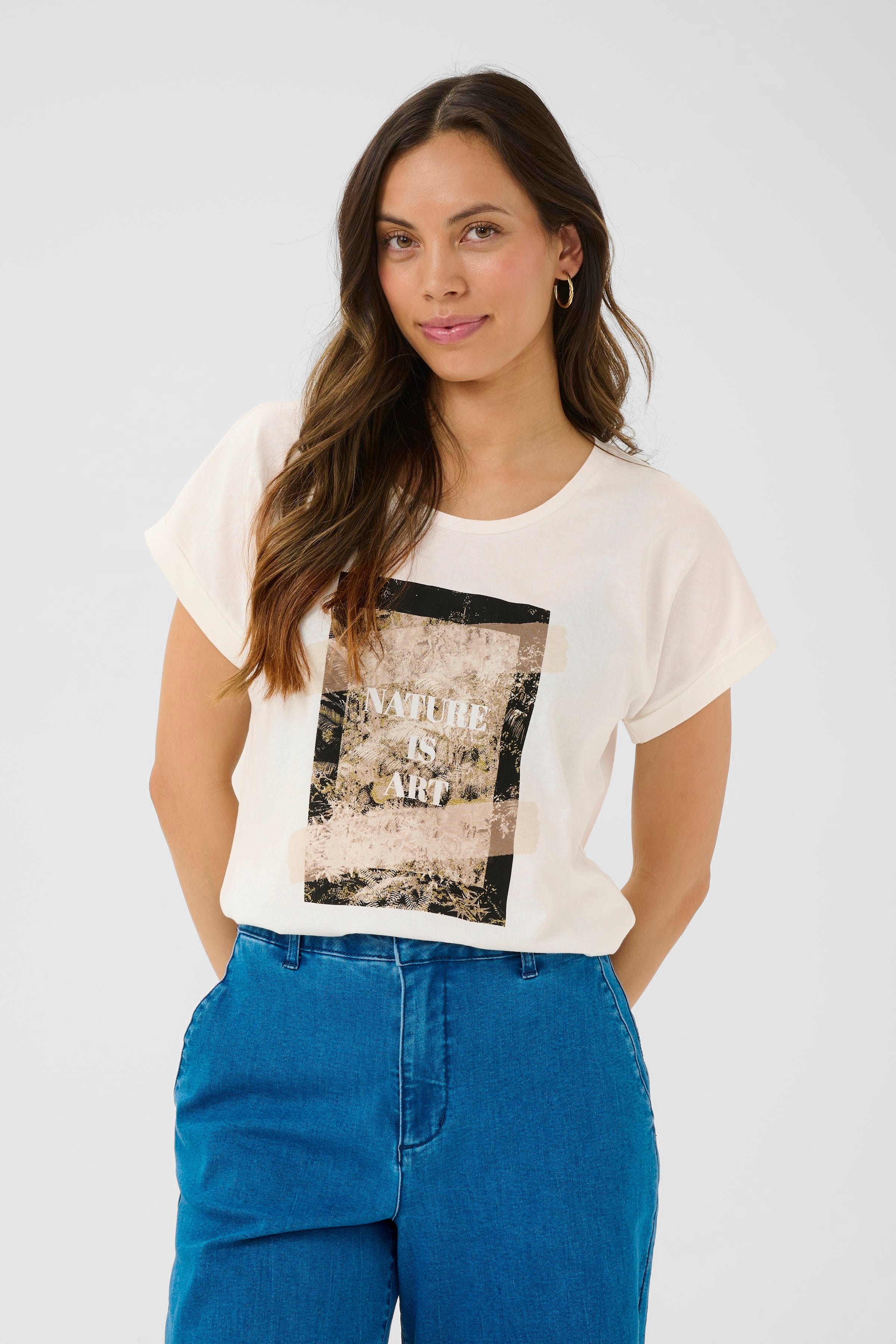 CRSita T-shirt LOOKBOOK FRONT 10614080-108077