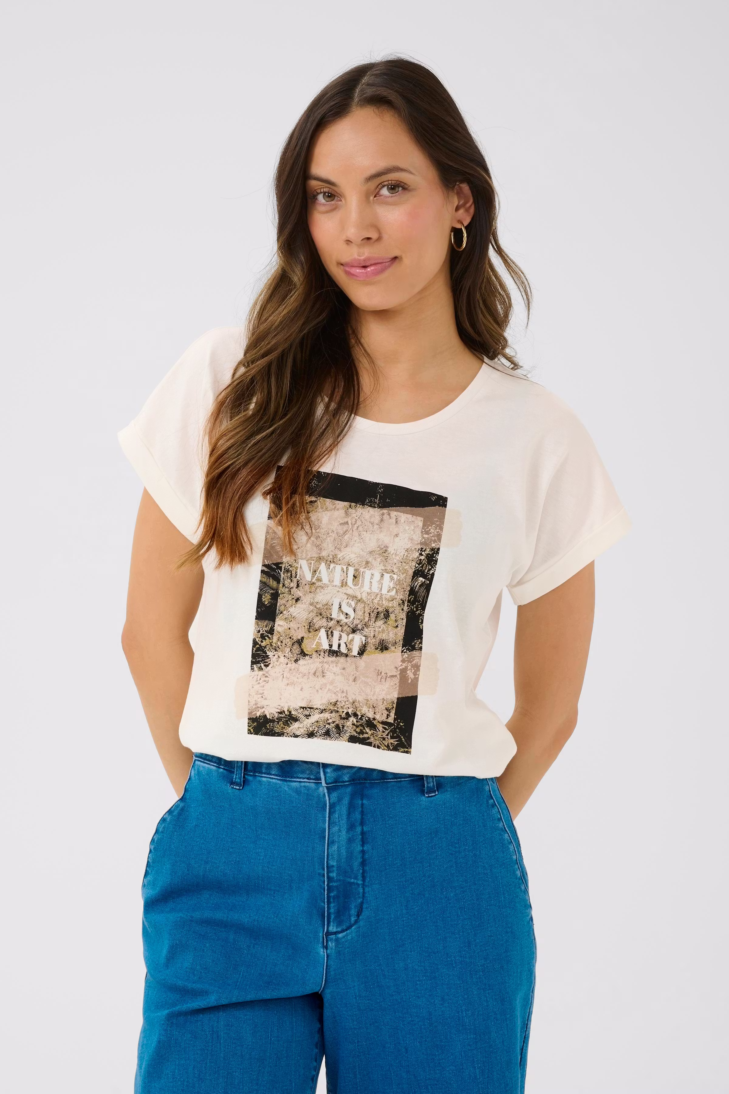 CRSita T-shirt LOOKBOOK FRONT 10614080-108077